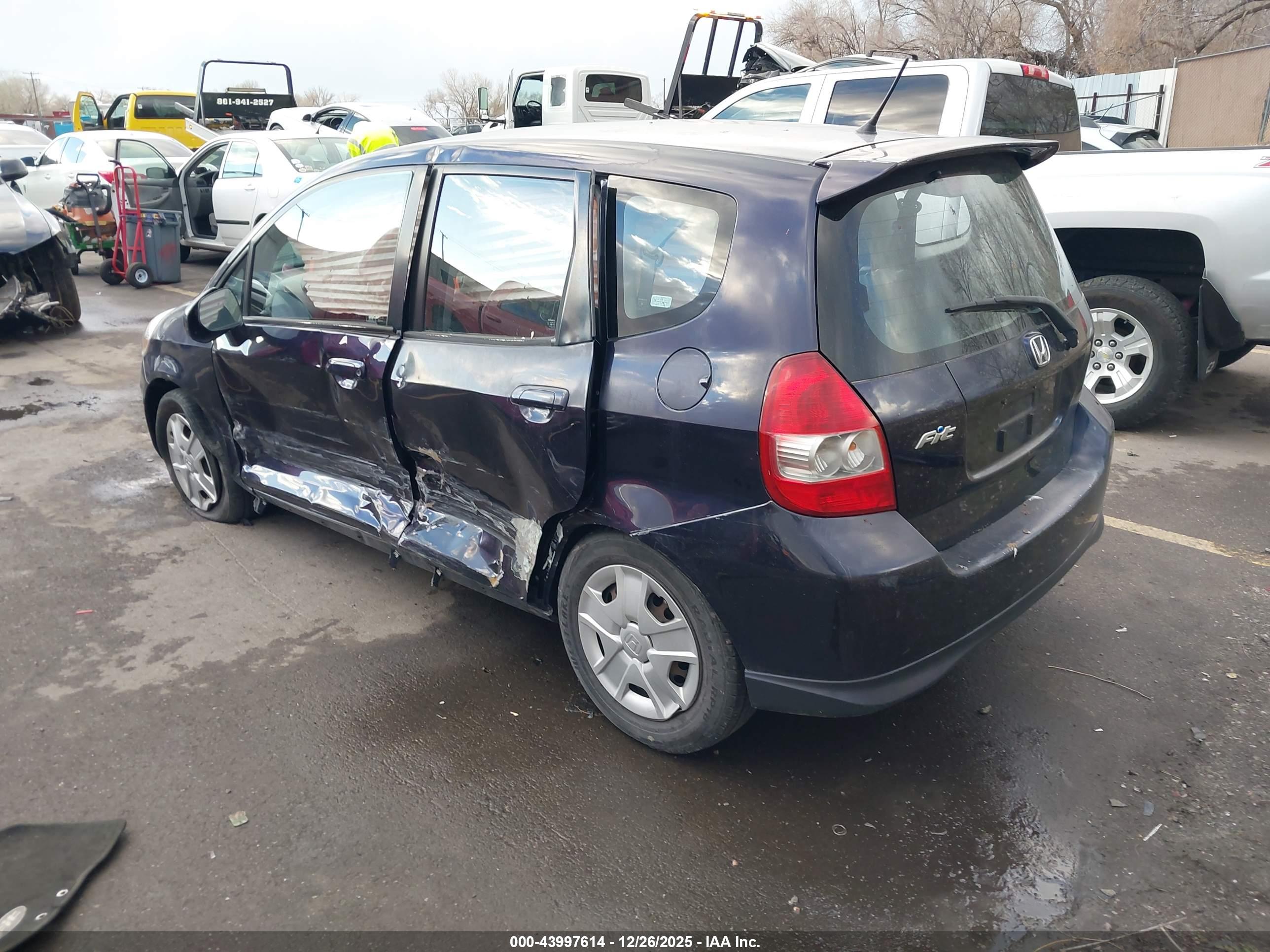 HONDA FIT image 3