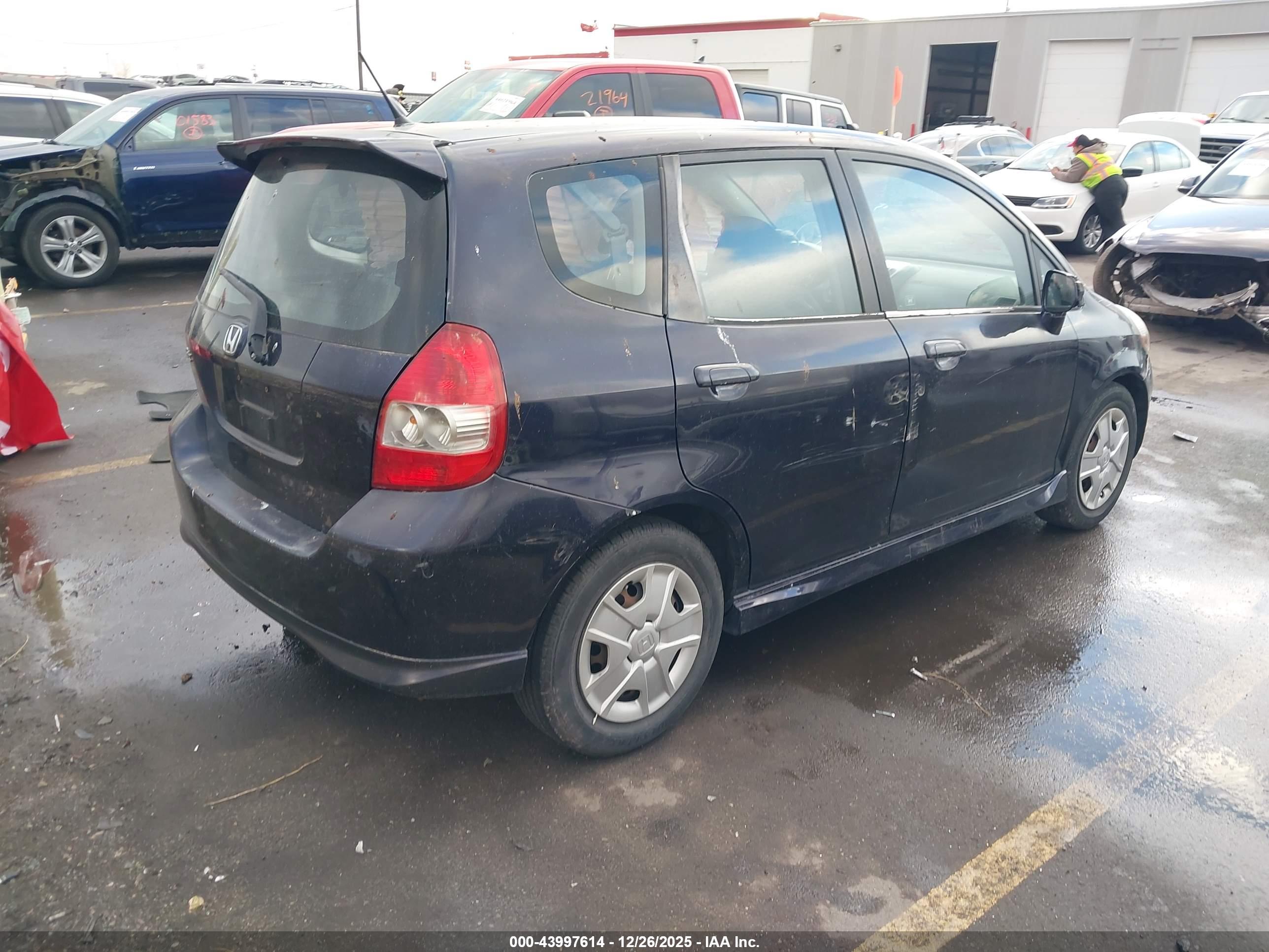 HONDA FIT image 4