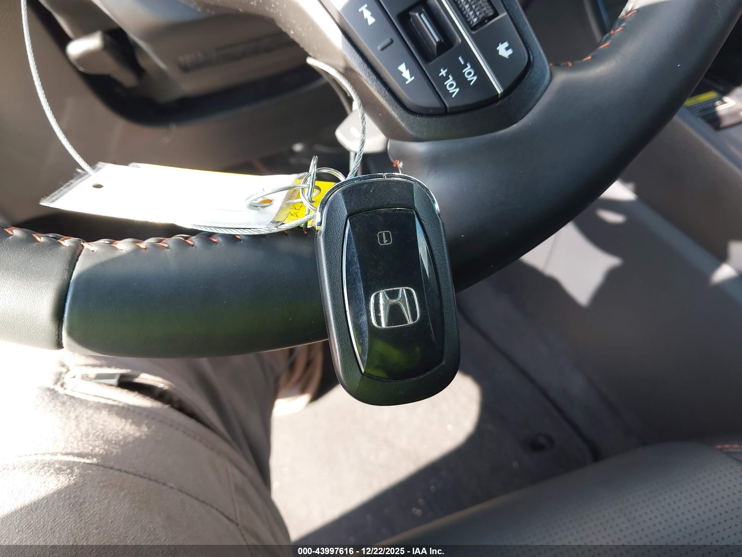HONDA CR-V image 11