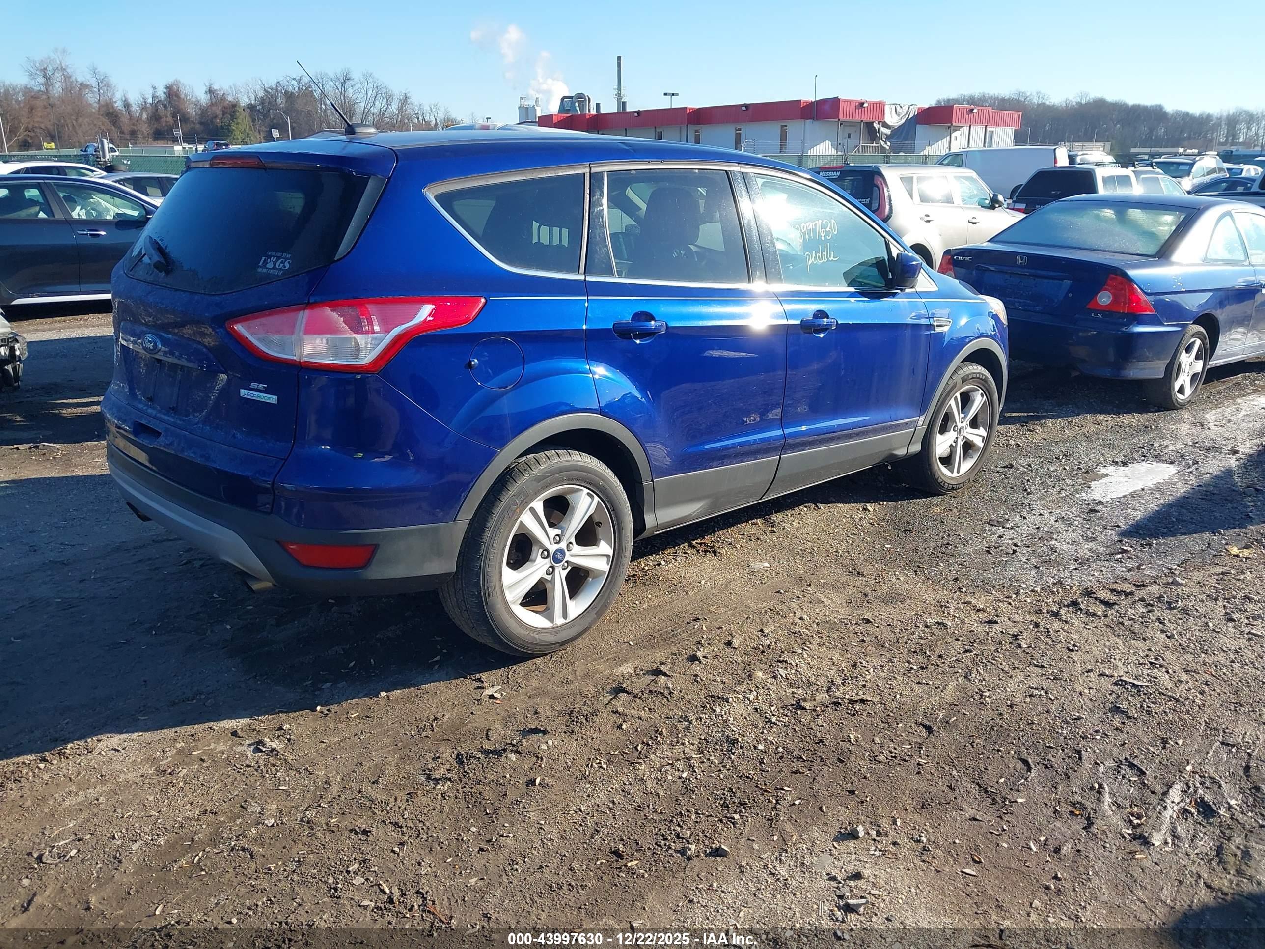 FORD ESCAPE image 4
