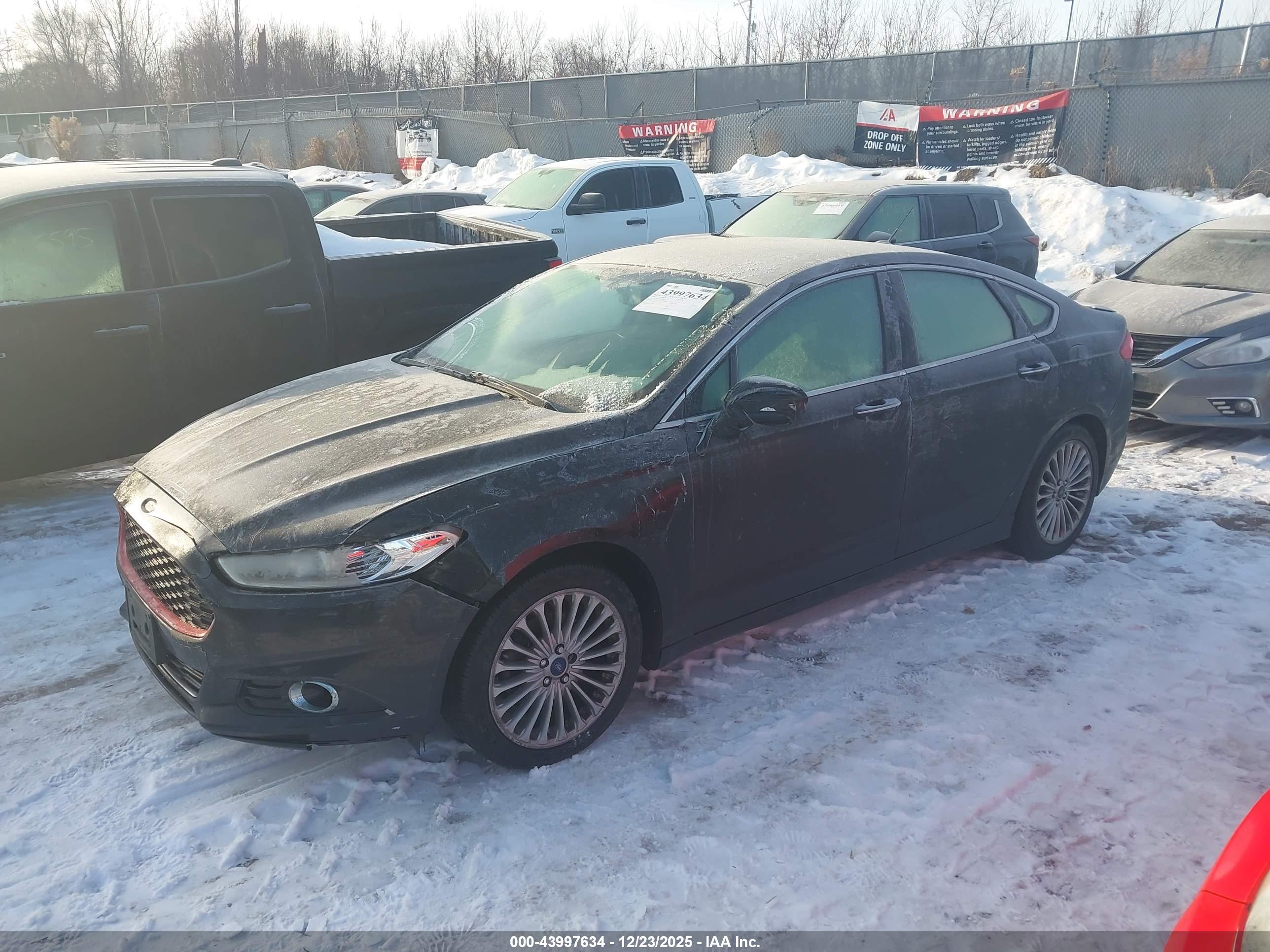 FORD FUSION image 2
