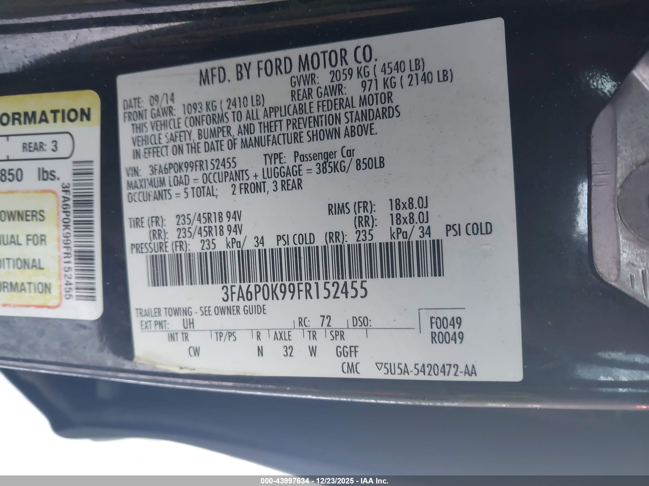 FORD FUSION image 9