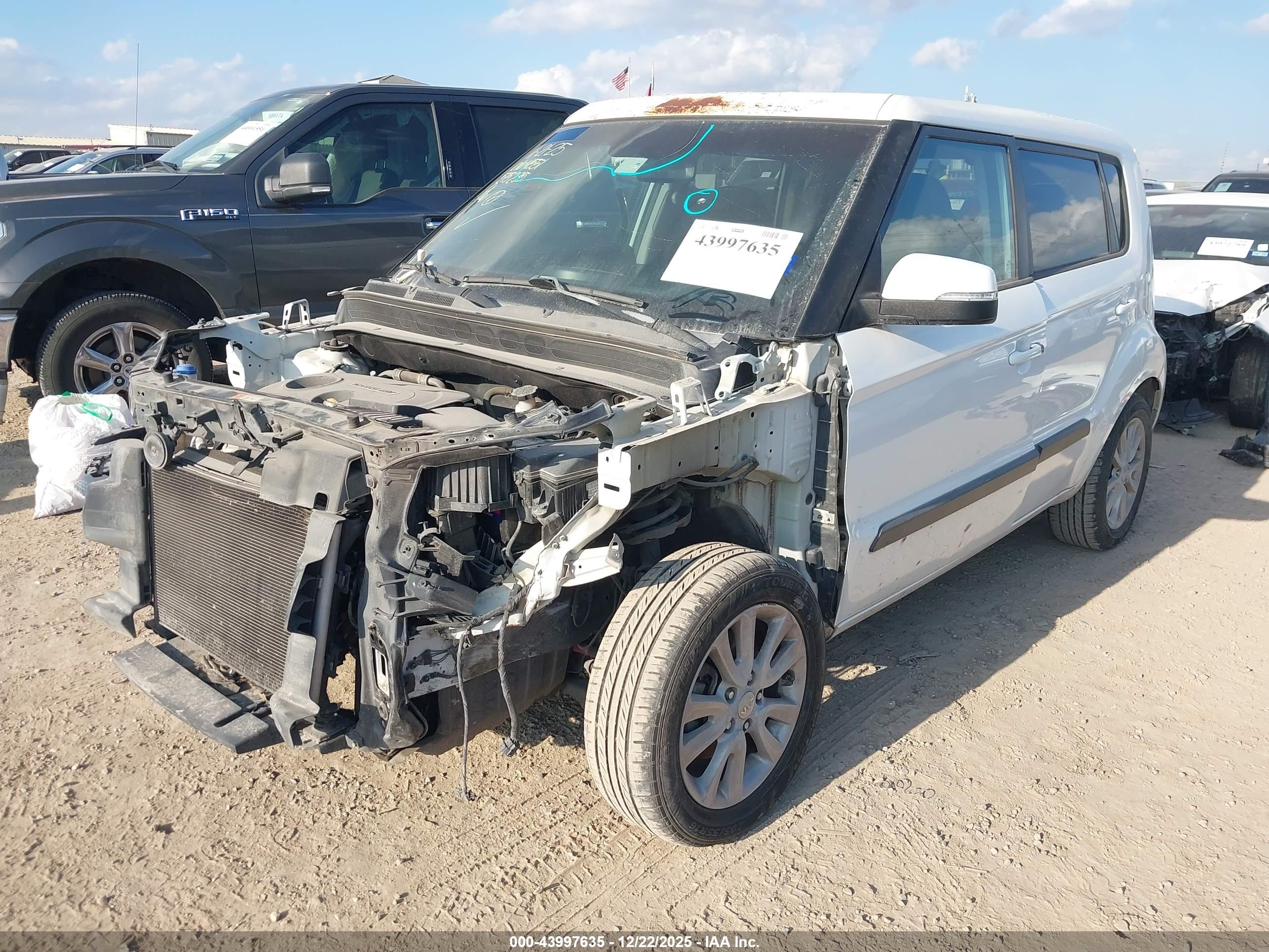 KIA SOUL image 2