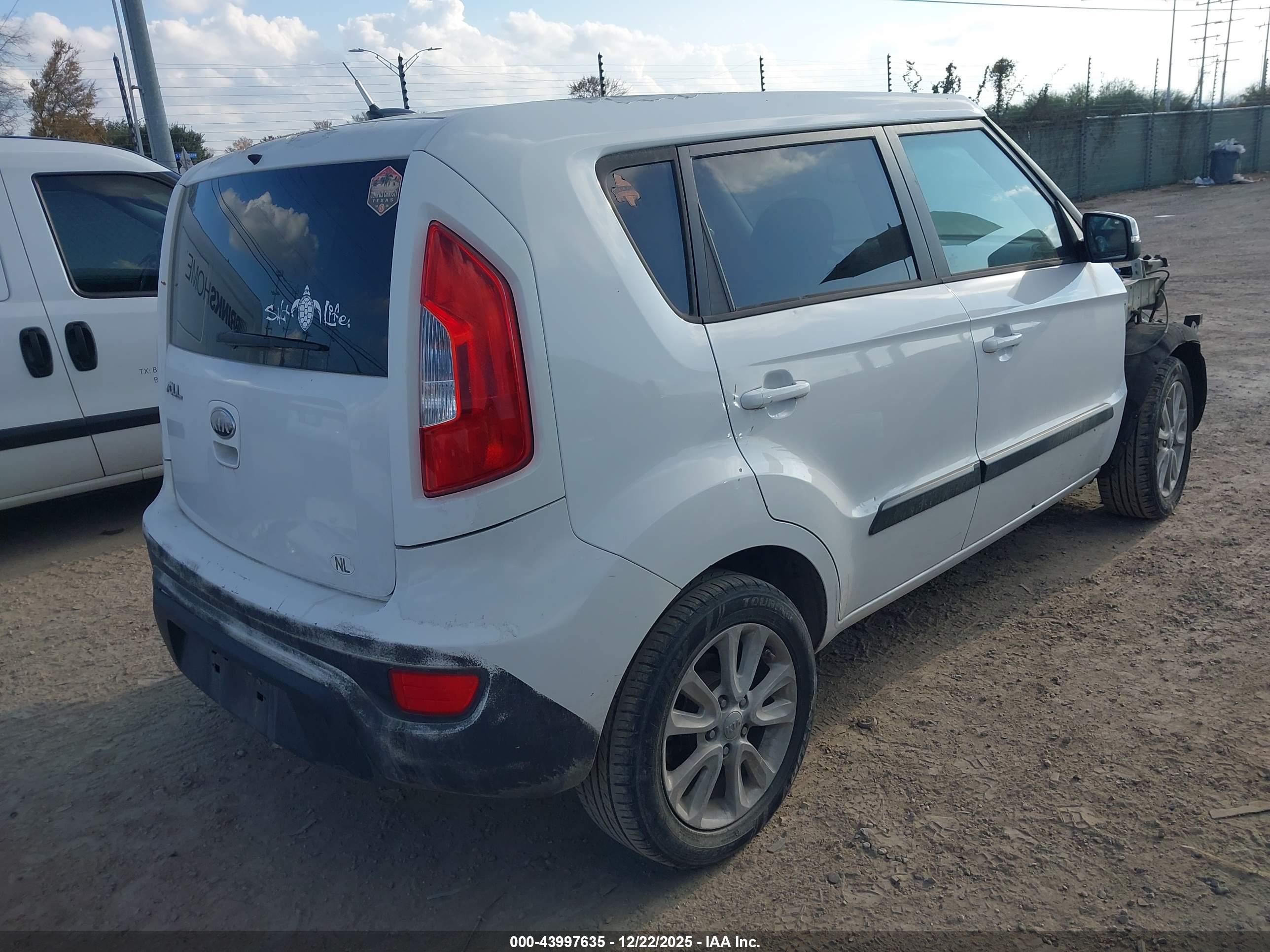 KIA SOUL image 4