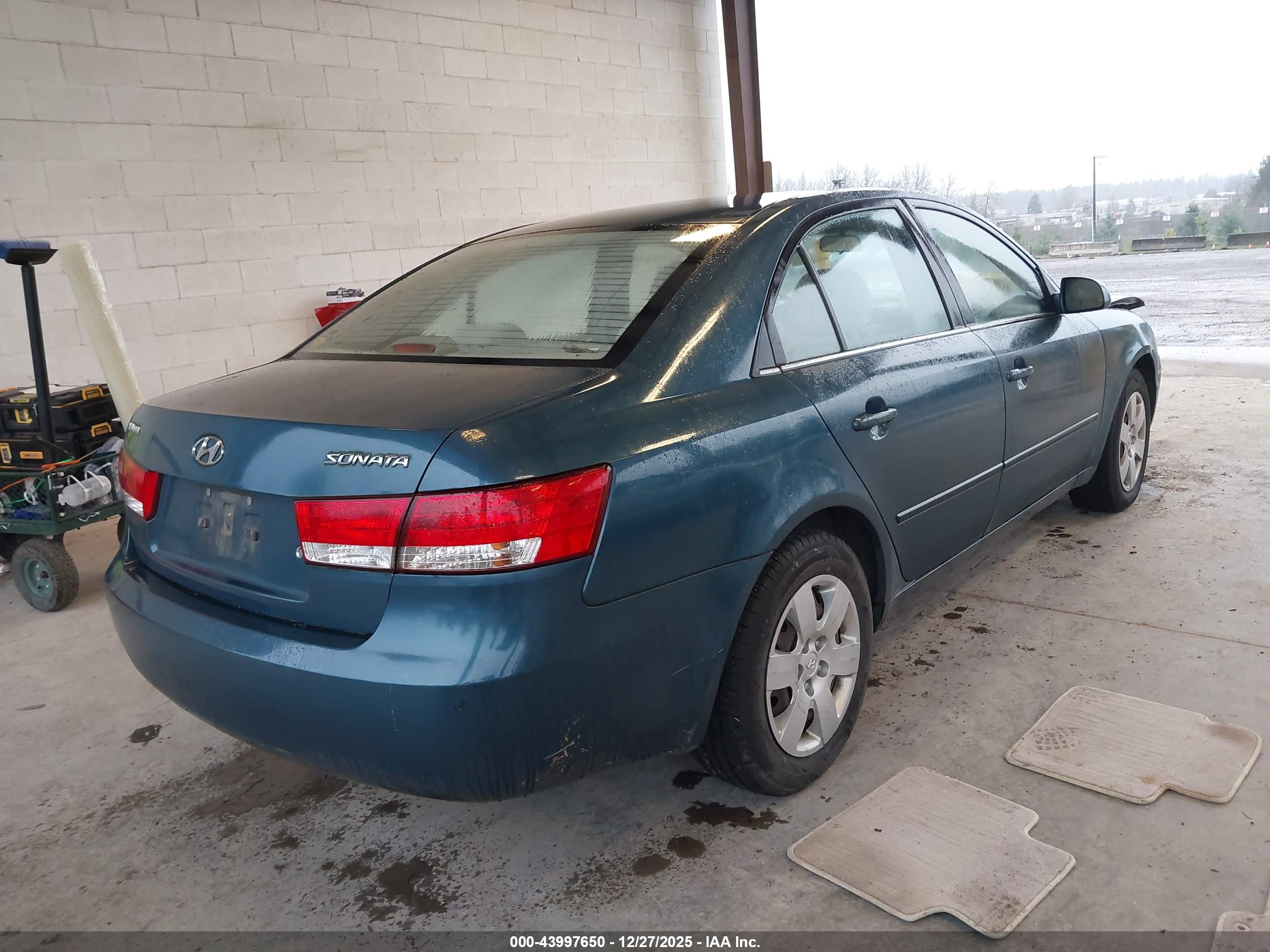 HYUNDAI SONATA image 4