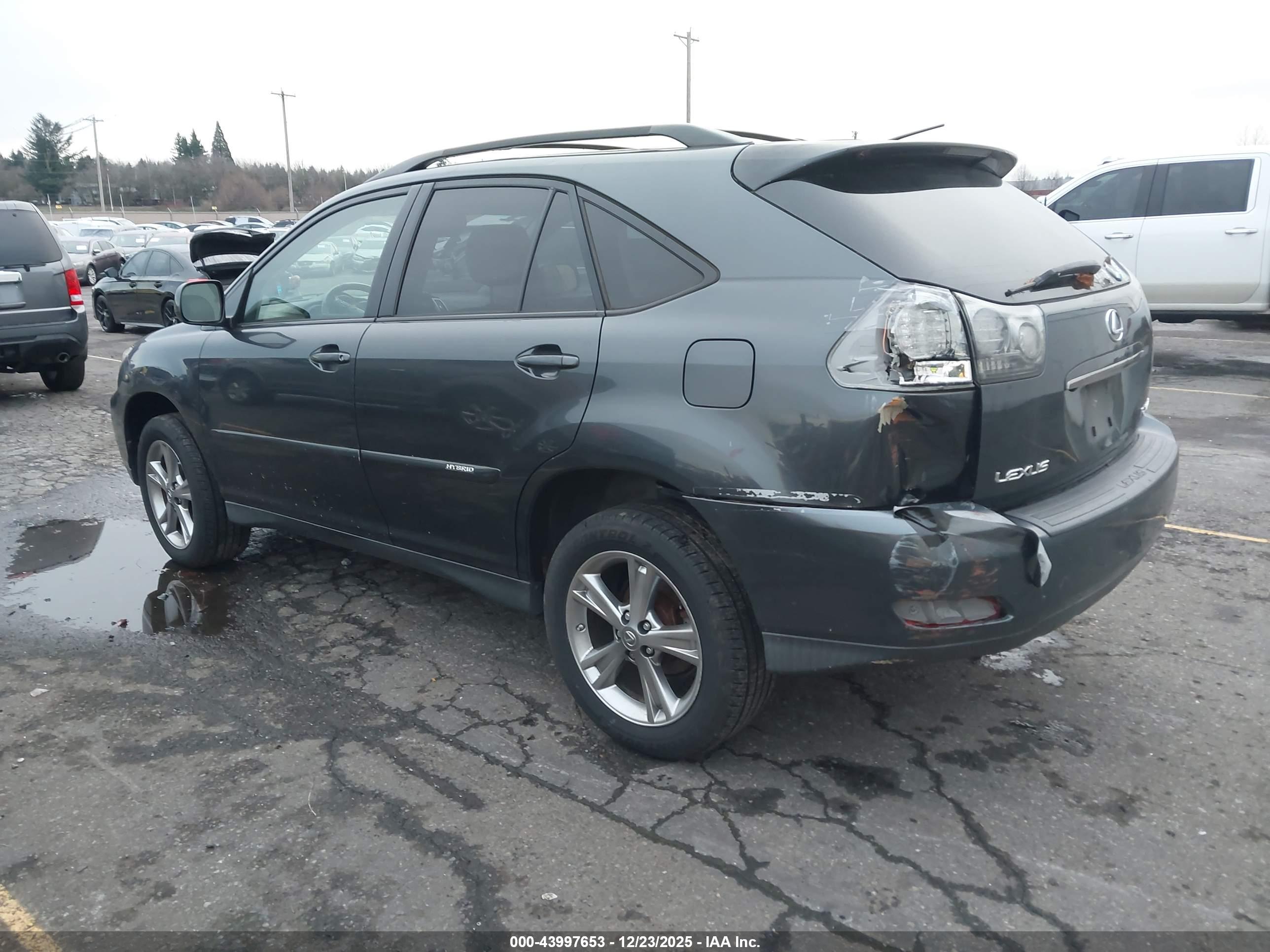 LEXUS RX image 3