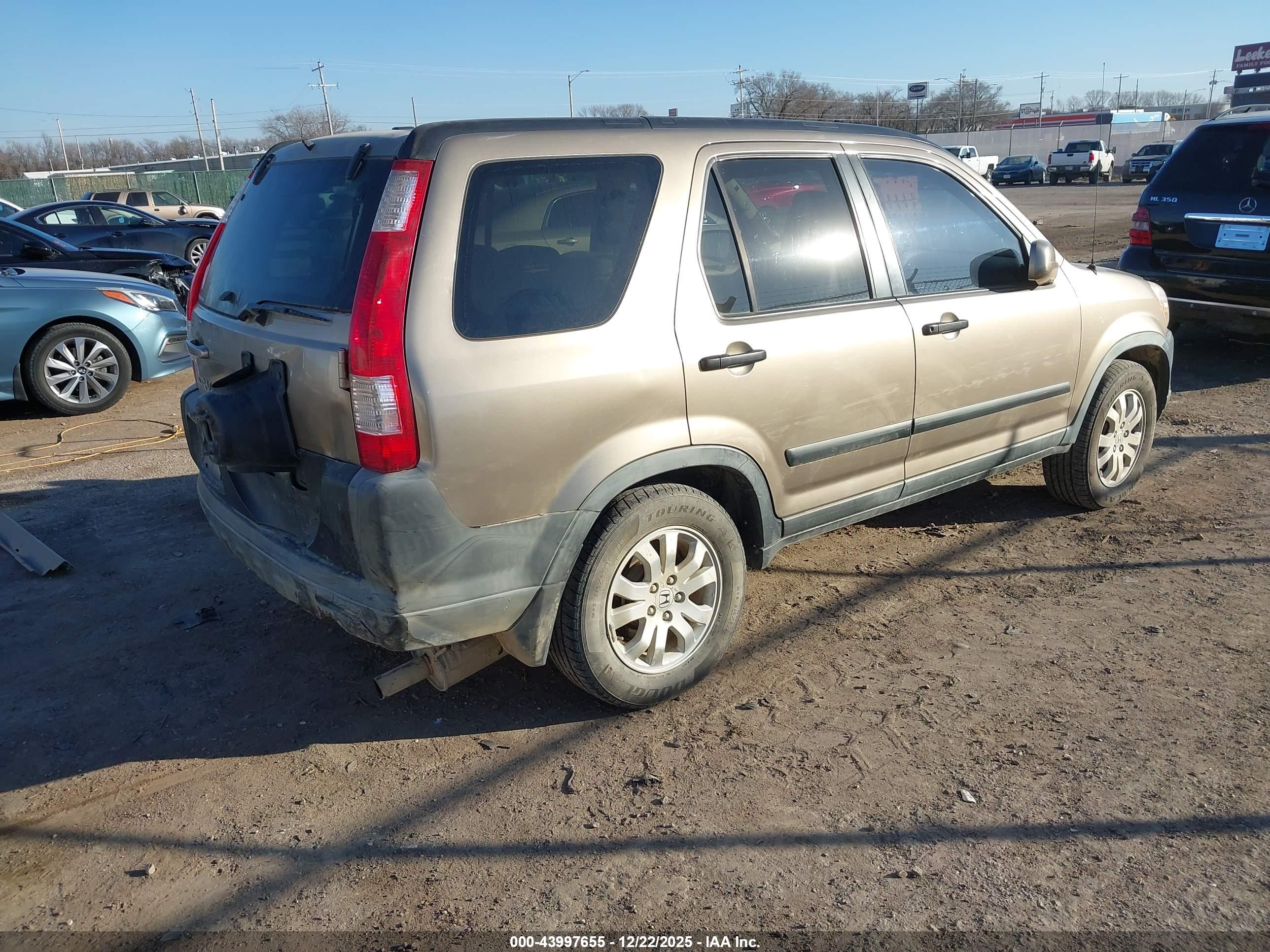 HONDA CR-V image 4