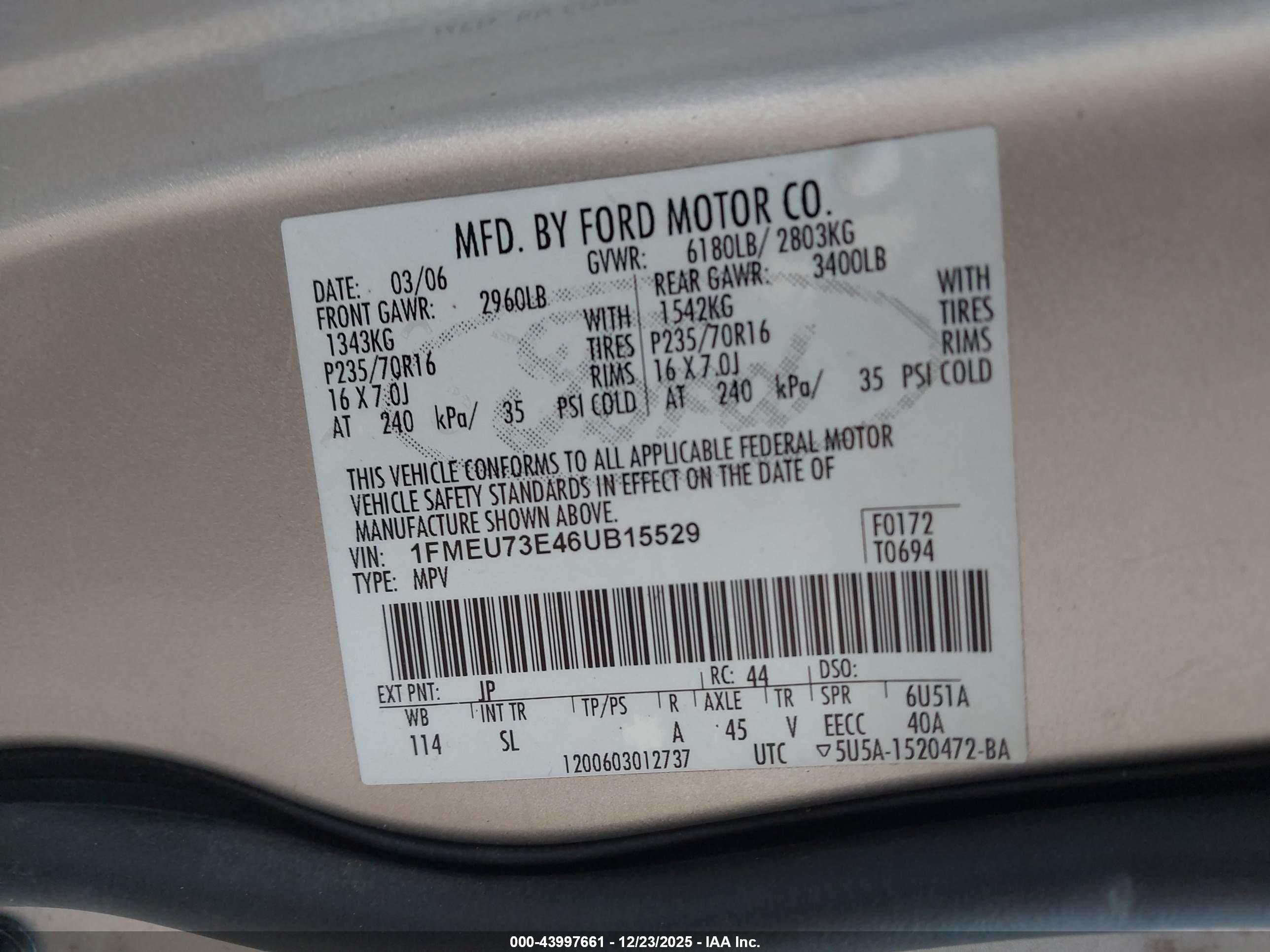 FORD EXPLORER image 9