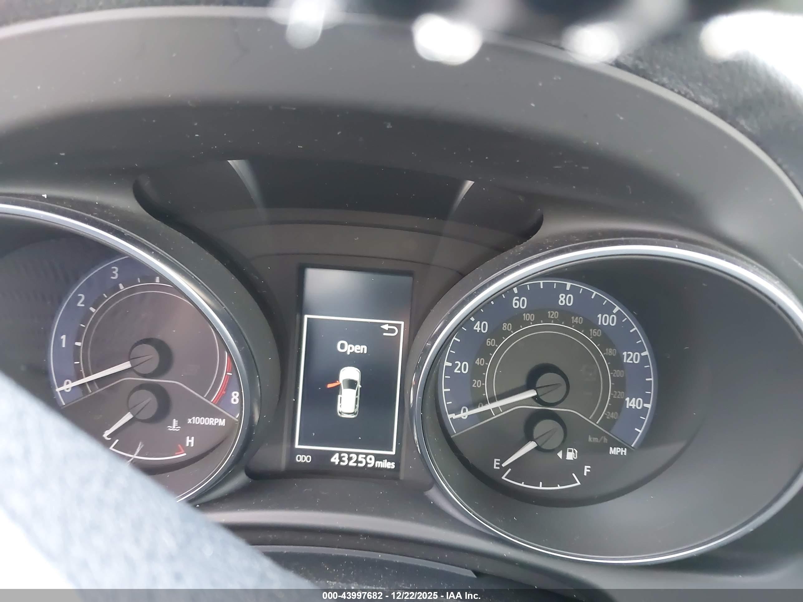 SCION IM image 7