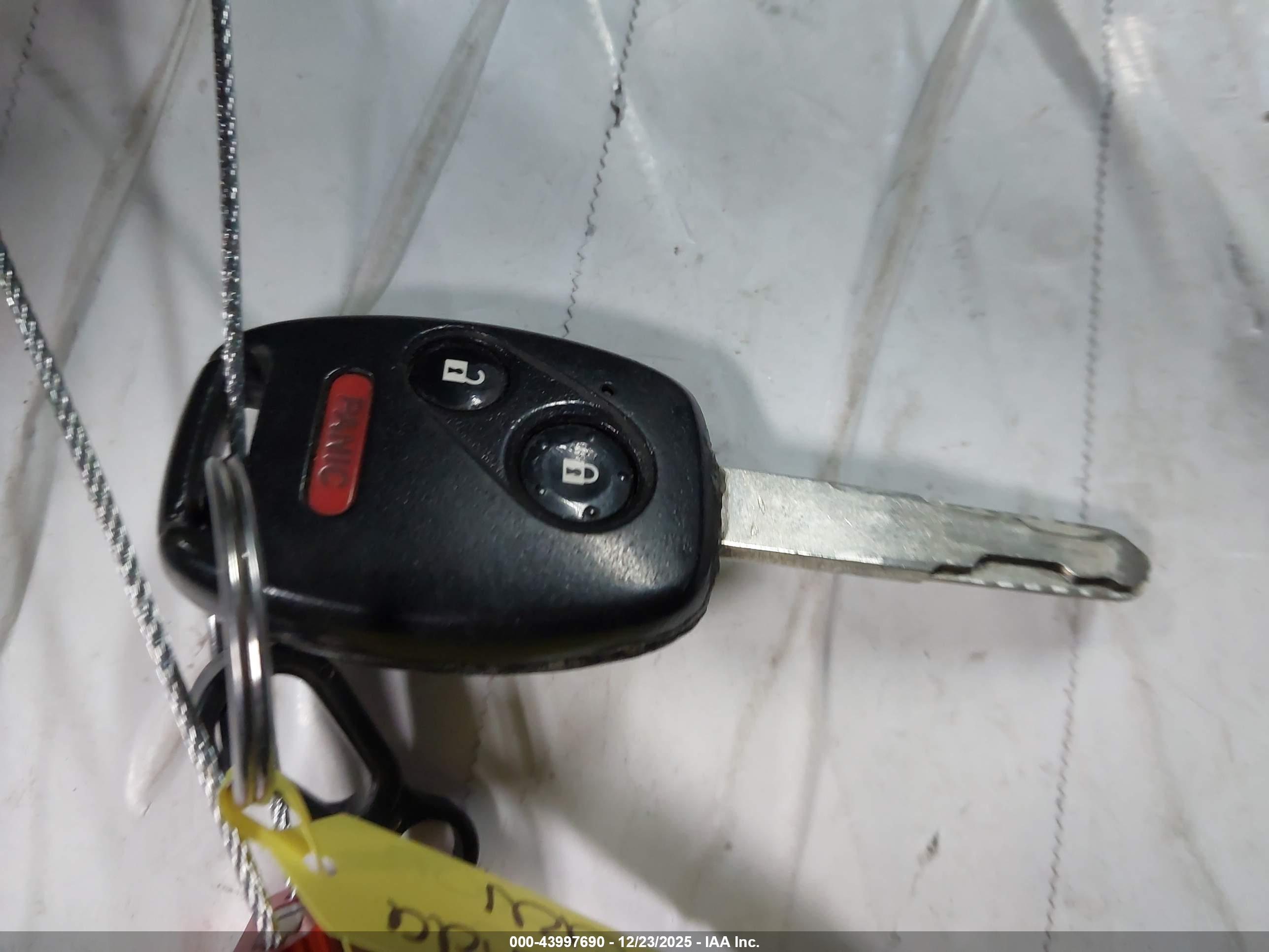 HONDA CR-V image 11