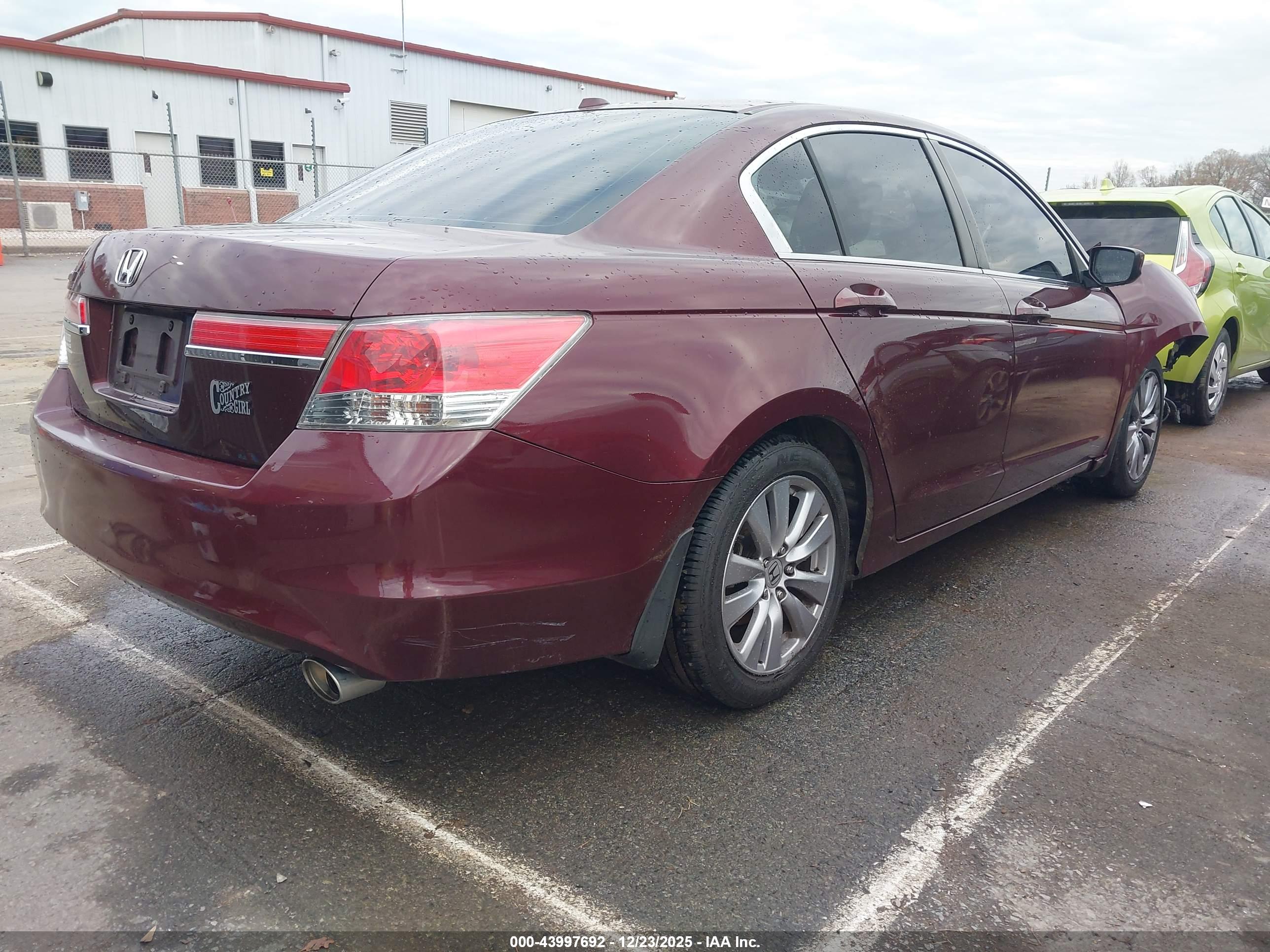 HONDA ACCORD image 4
