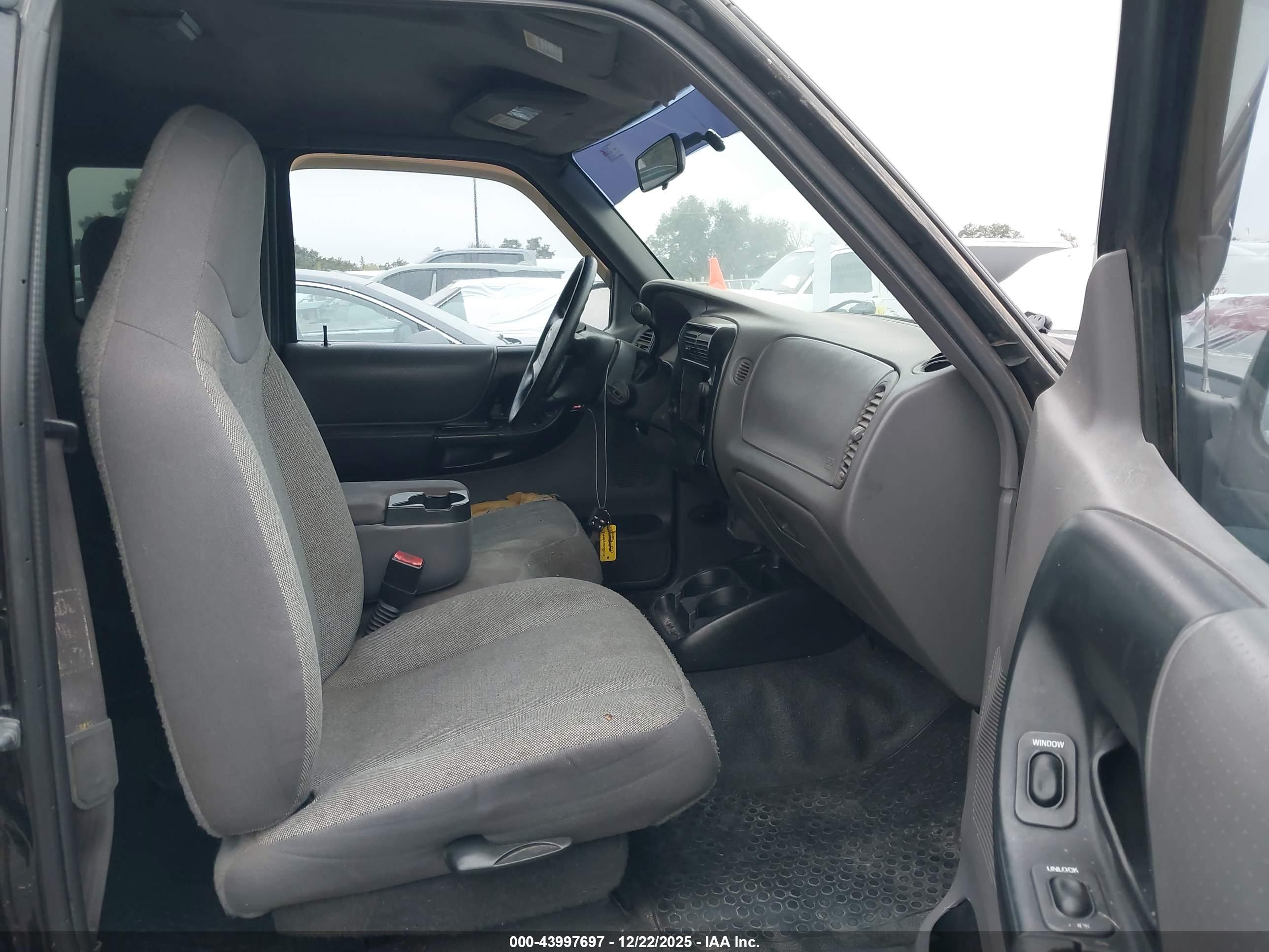 FORD RANGER image 5