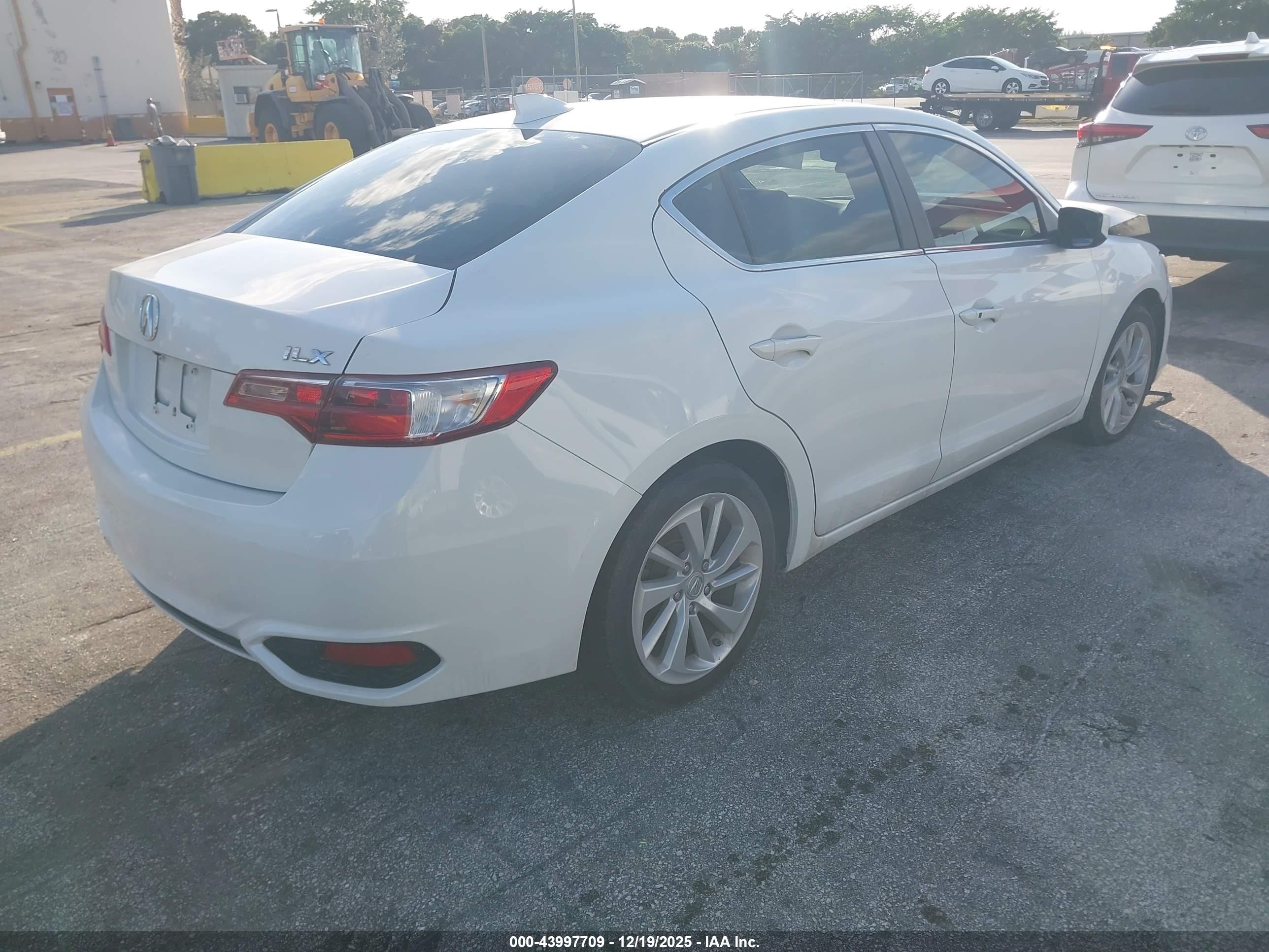 ACURA ILX image 4