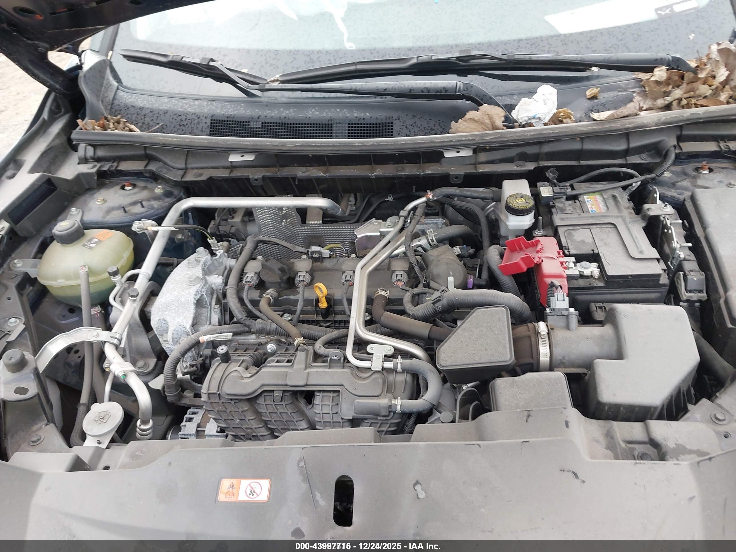 MITSUBISHI OUTLANDER image 10
