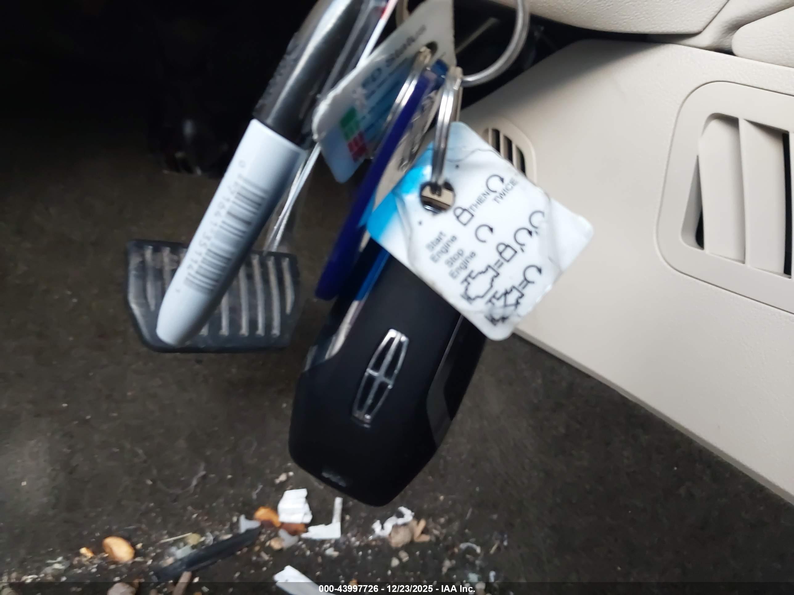LINCOLN MKX image 11