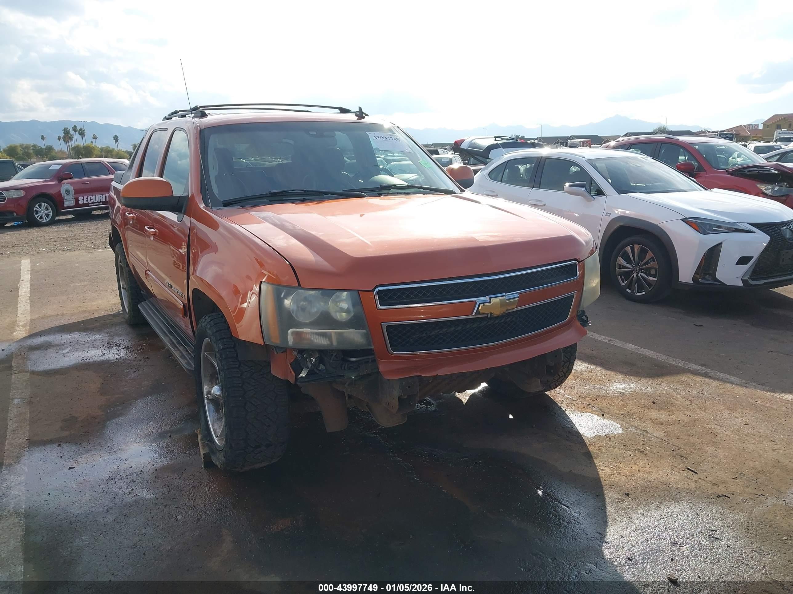 CHEVROLET AVALANCHE image 6