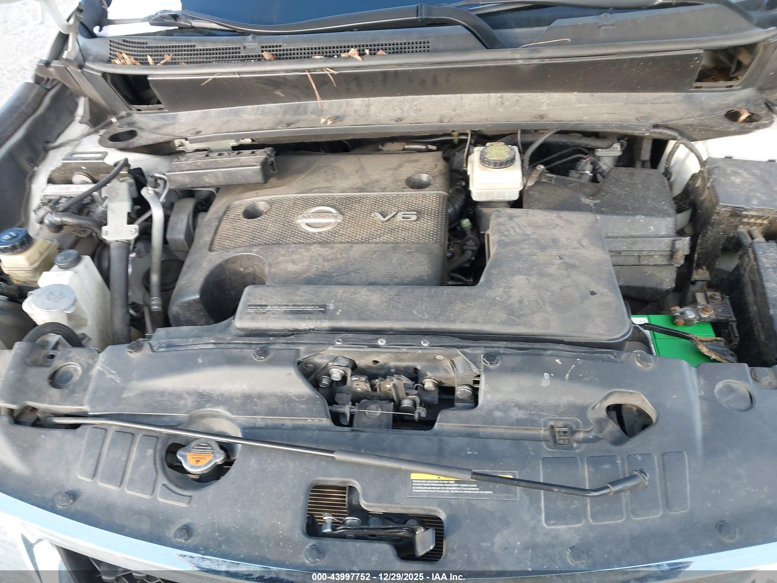 NISSAN PATHFINDER image 10