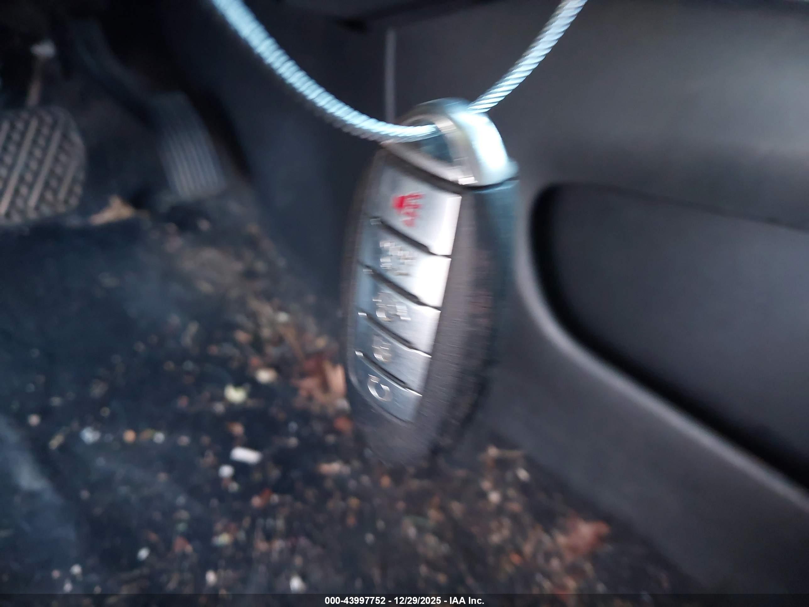 NISSAN PATHFINDER image 11