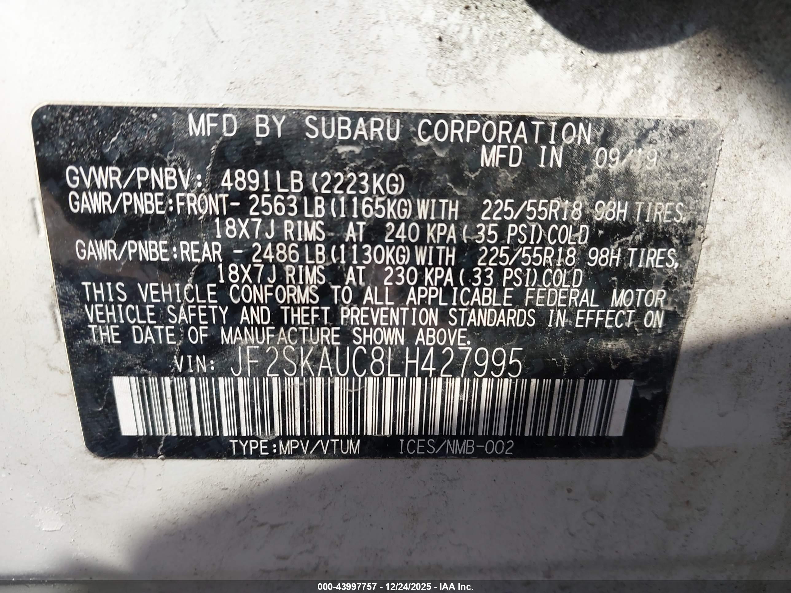 SUBARU FORESTER image 9
