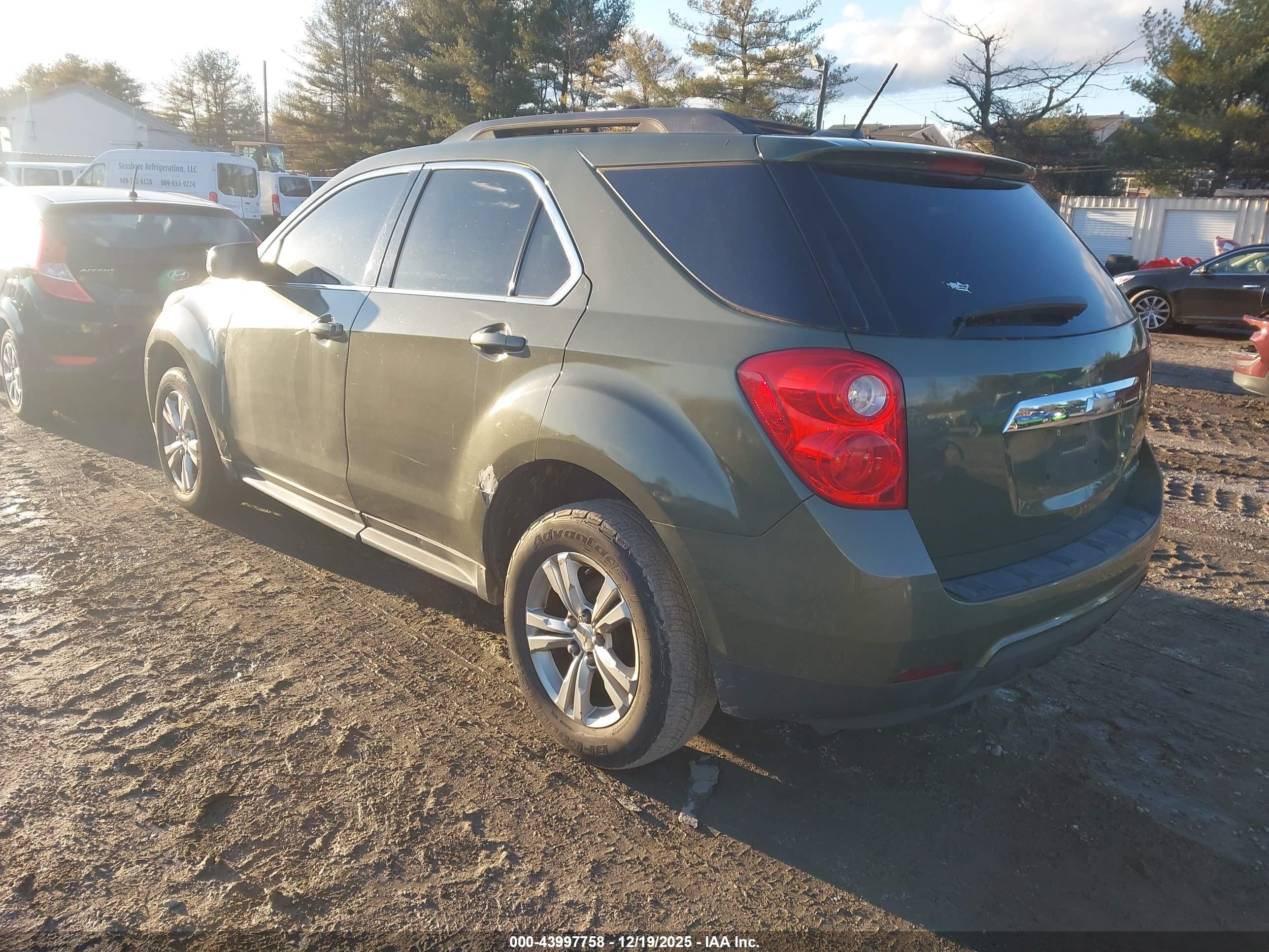 CHEVROLET EQUINOX image 3