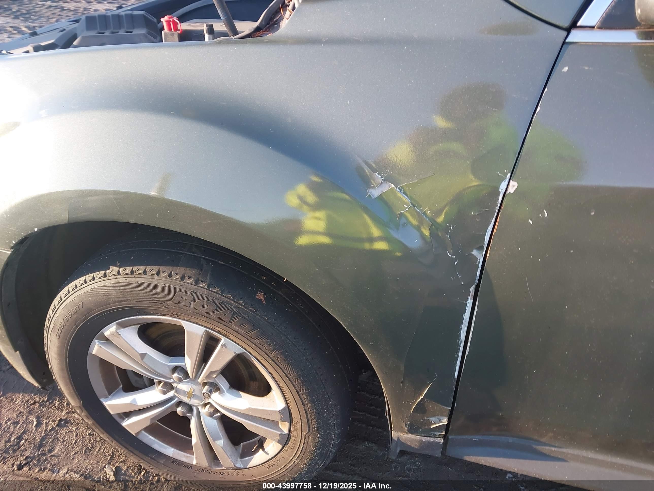 CHEVROLET EQUINOX image 6