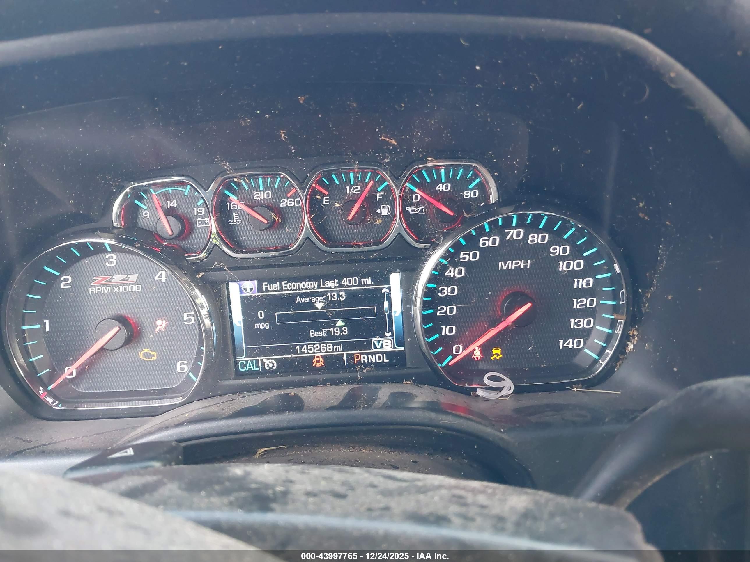 CHEVROLET SILVERADO image 7