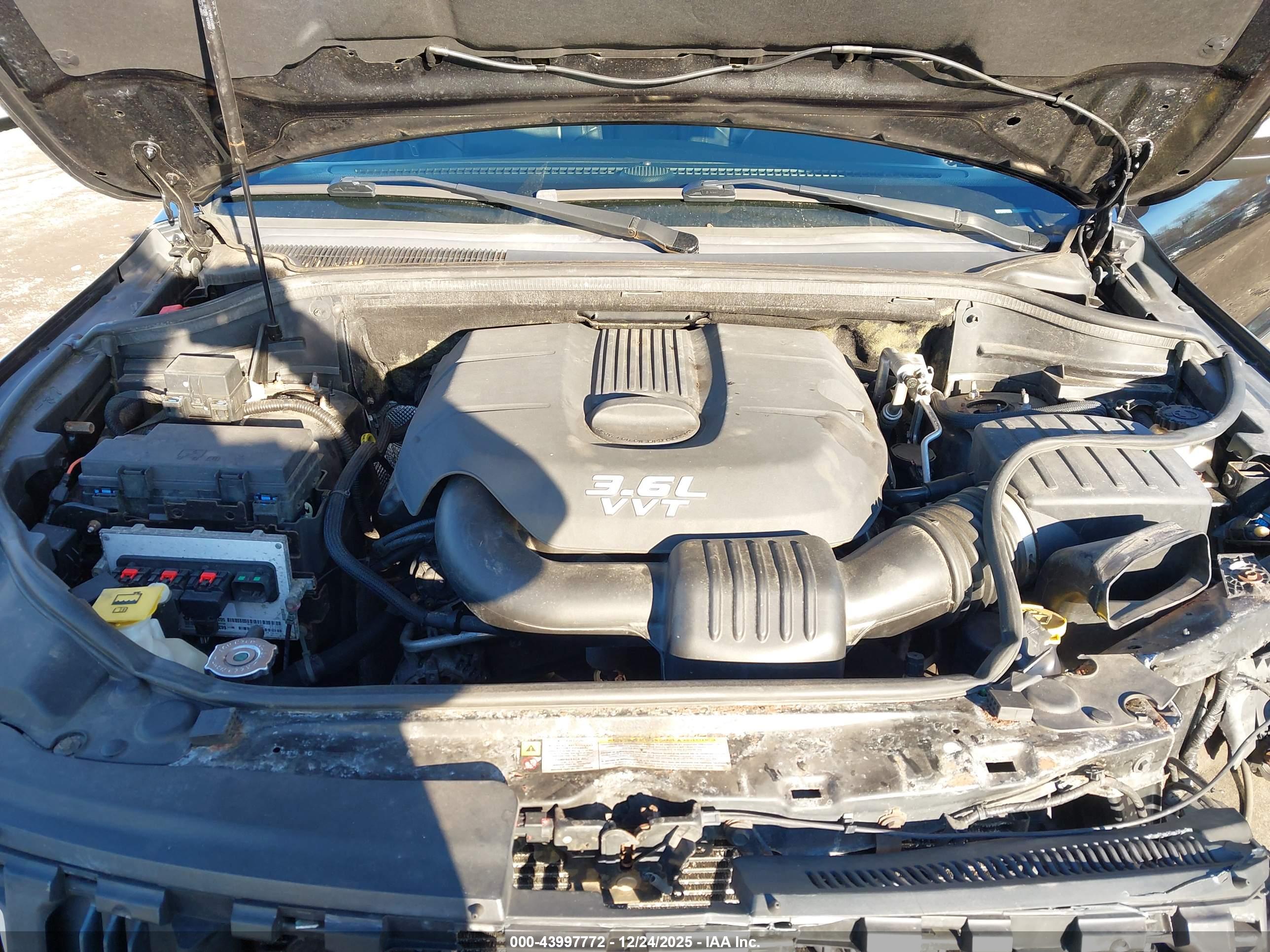 JEEP GRAND image 10