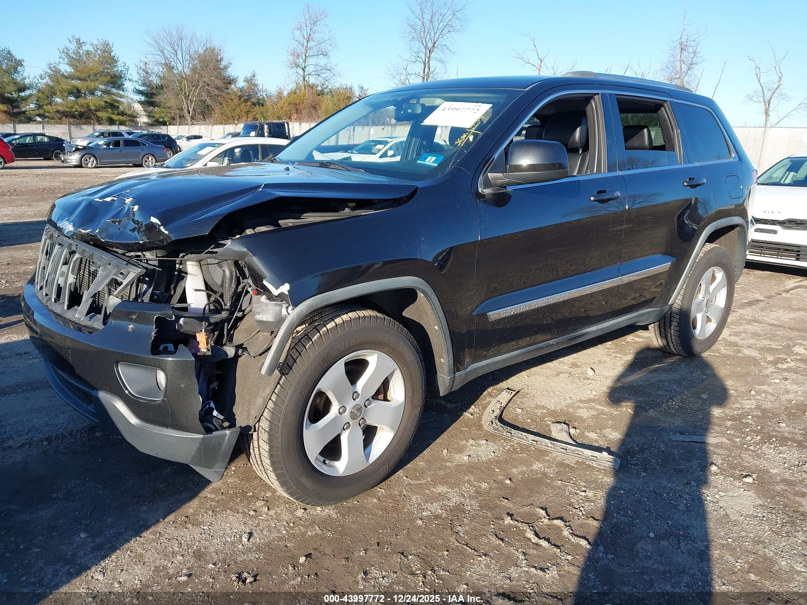 JEEP GRAND image 2
