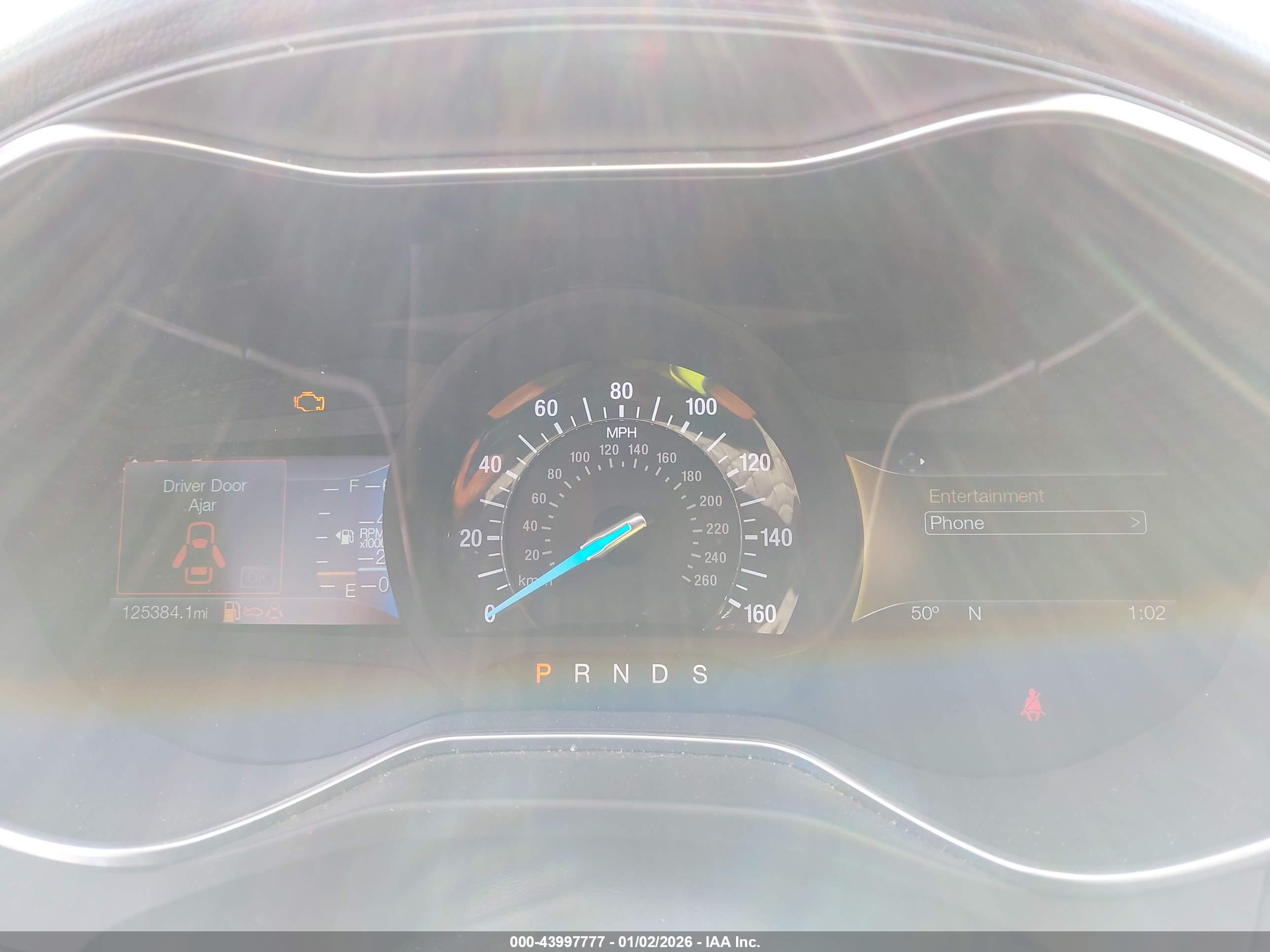 FORD FUSION image 7