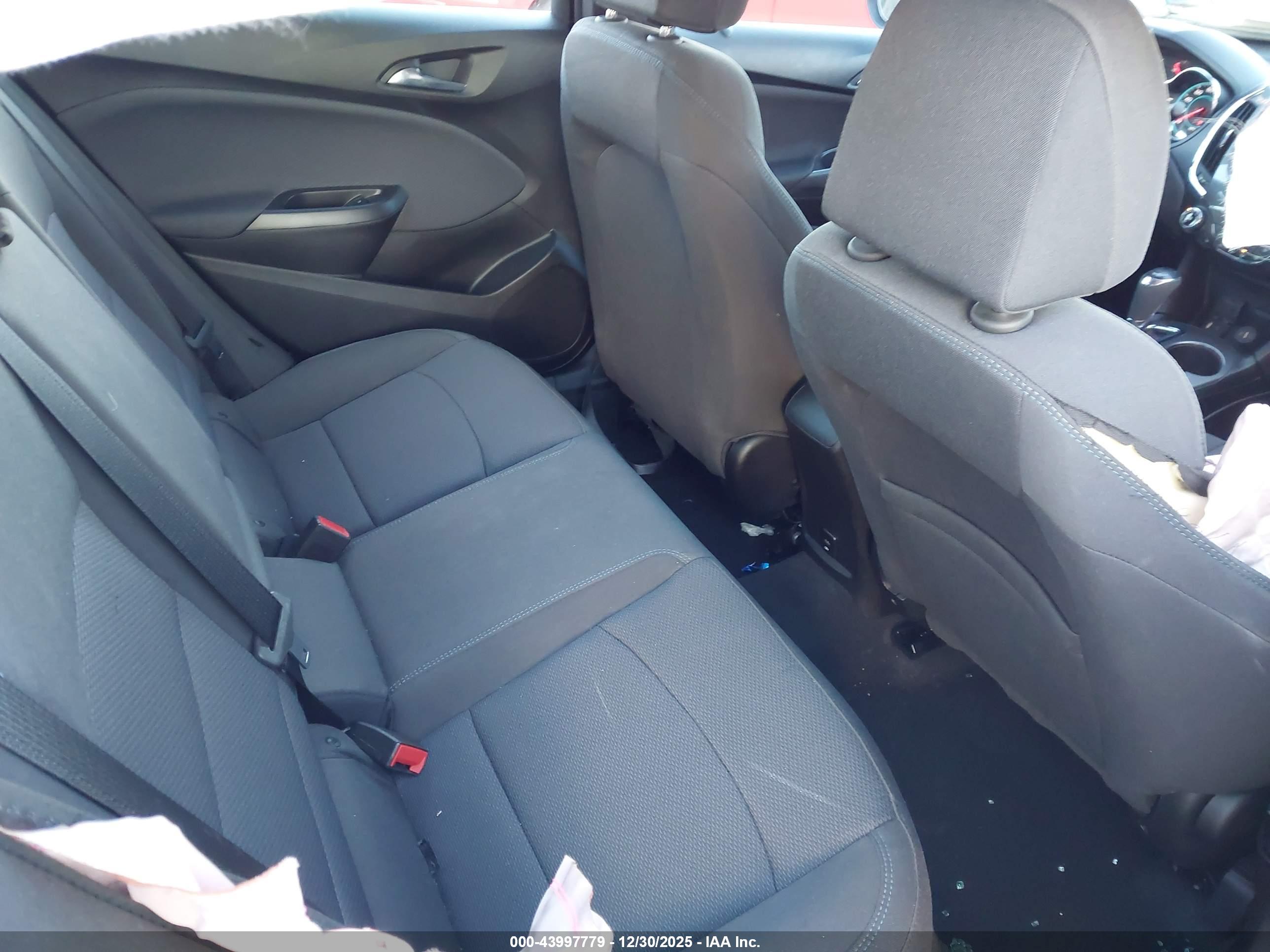 CHEVROLET CRUZE image 8