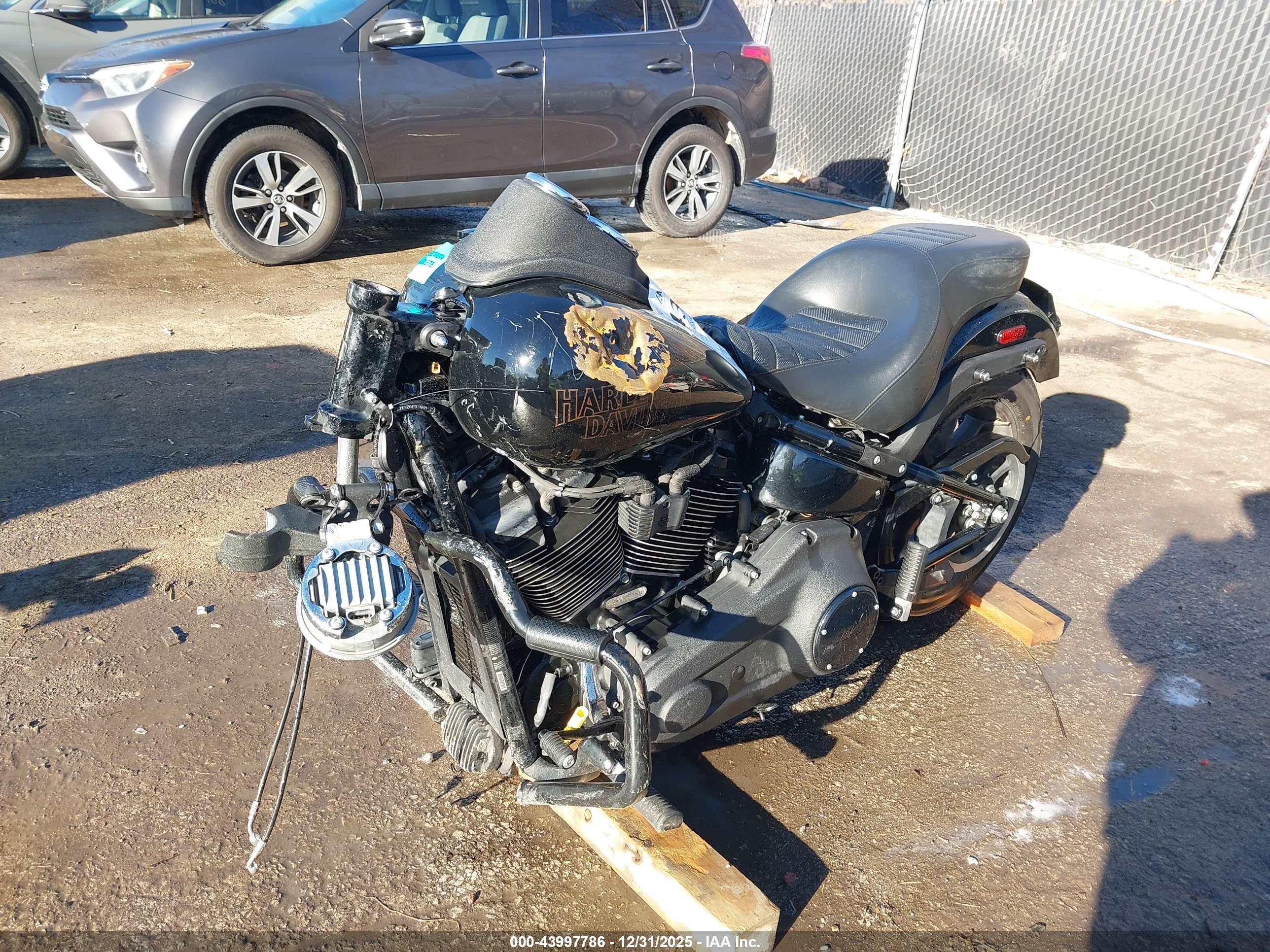 HARLEY-DAVIDSON FXLRS image 2