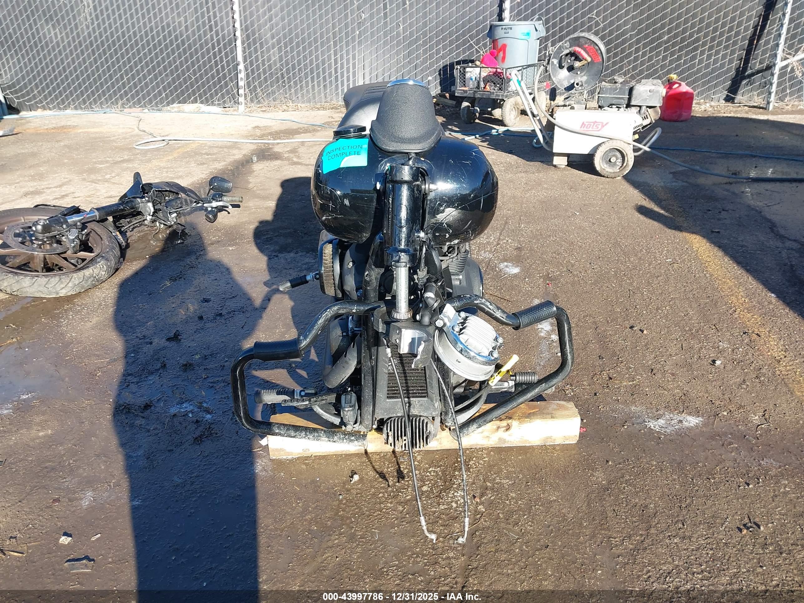 HARLEY-DAVIDSON FXLRS image 5