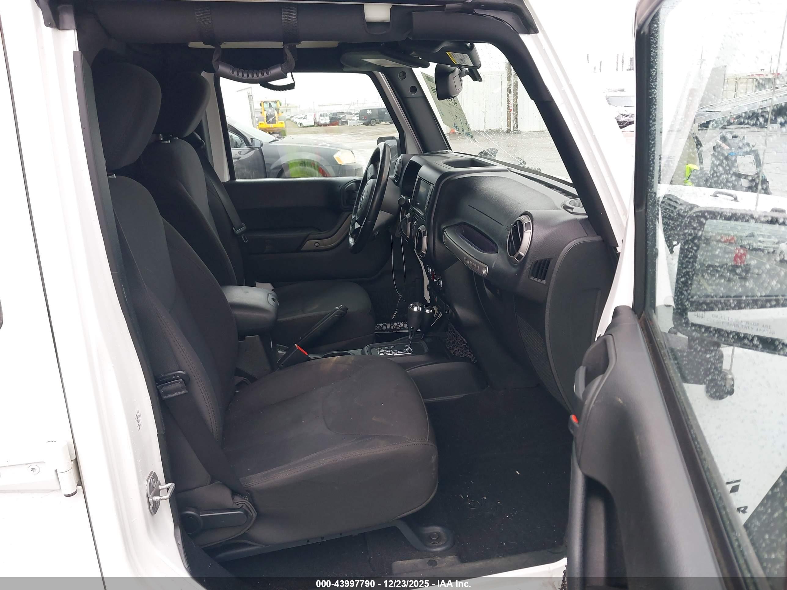 JEEP WRANGLER image 5