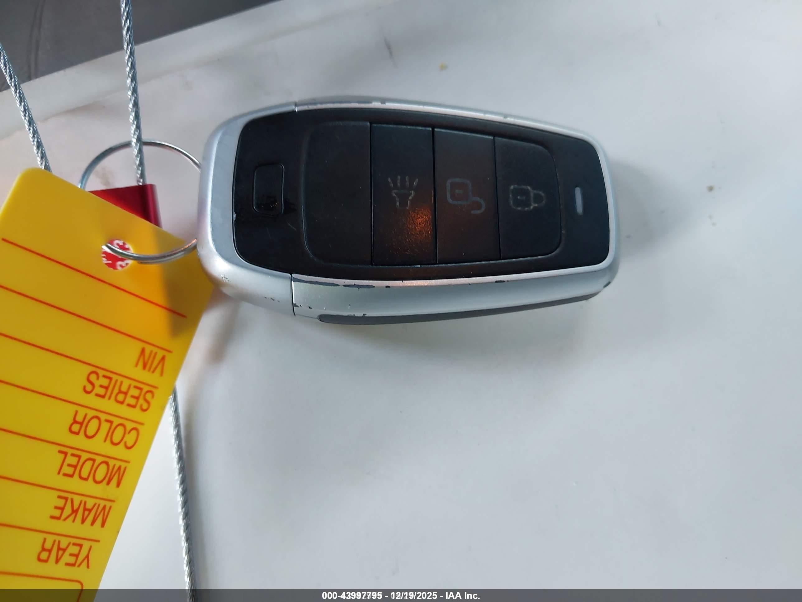 JEEP CHEROKEE image 11