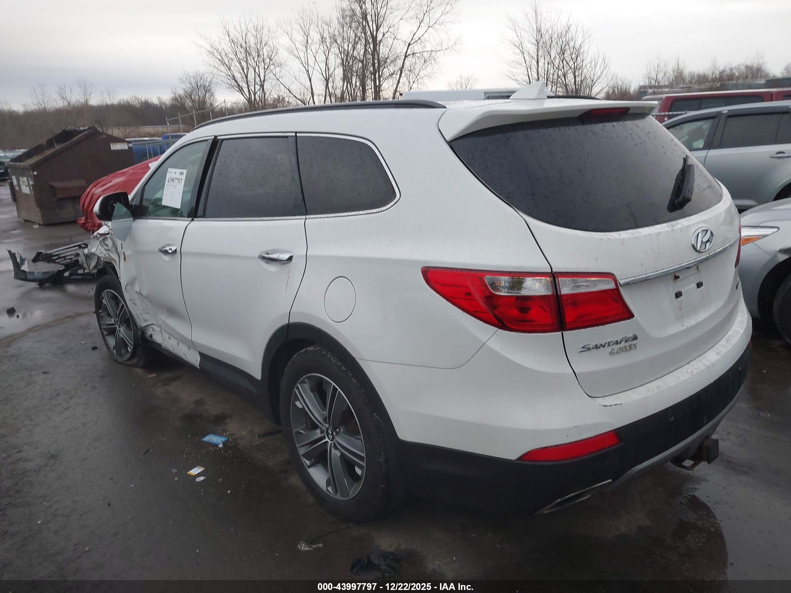 HYUNDAI SANTA image 3