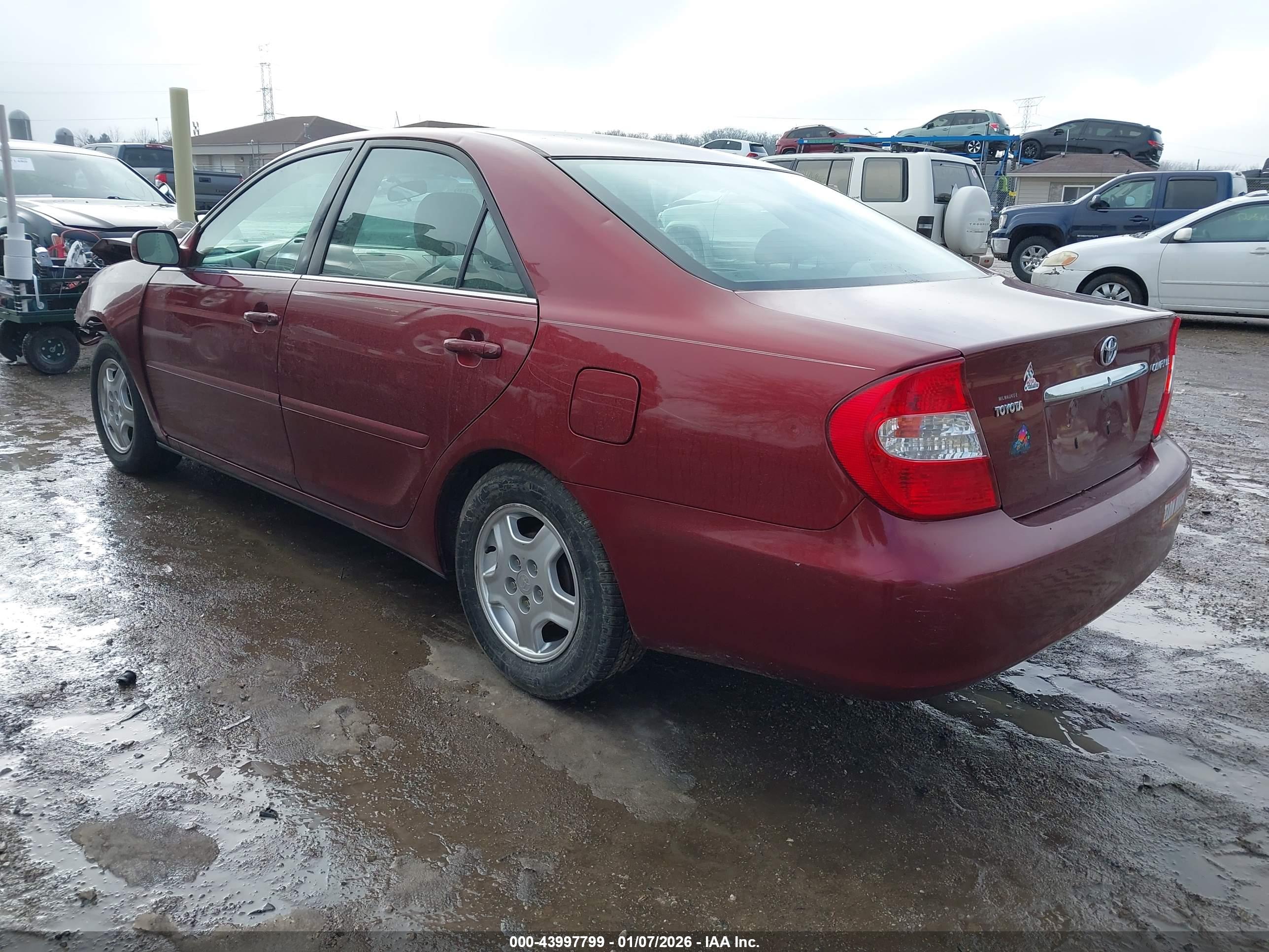 TOYOTA CAMRY image 3