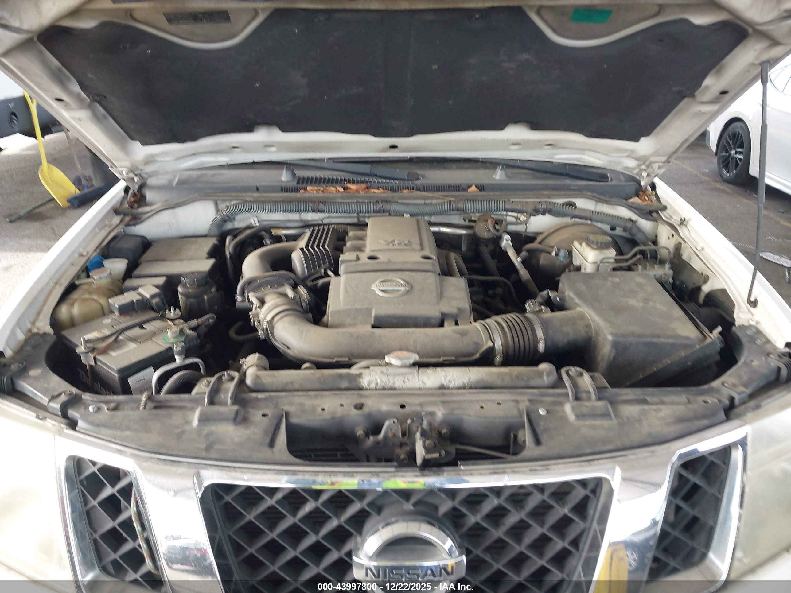 NISSAN PATHFINDER image 10