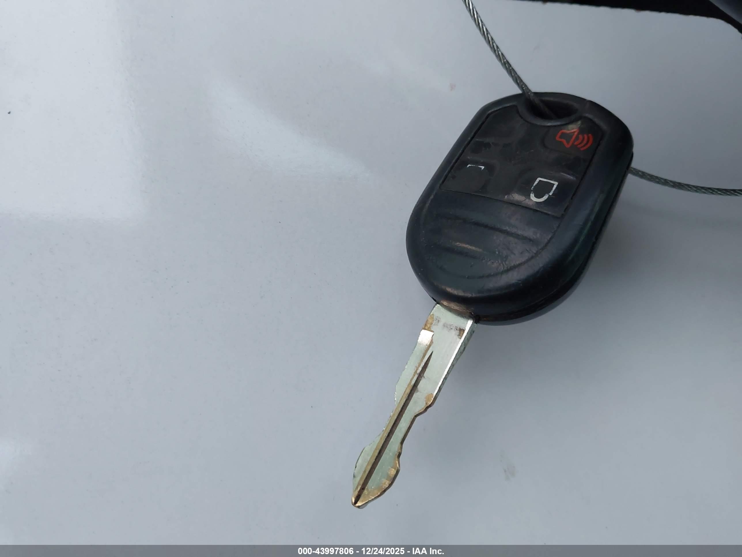 FORD EDGE image 11