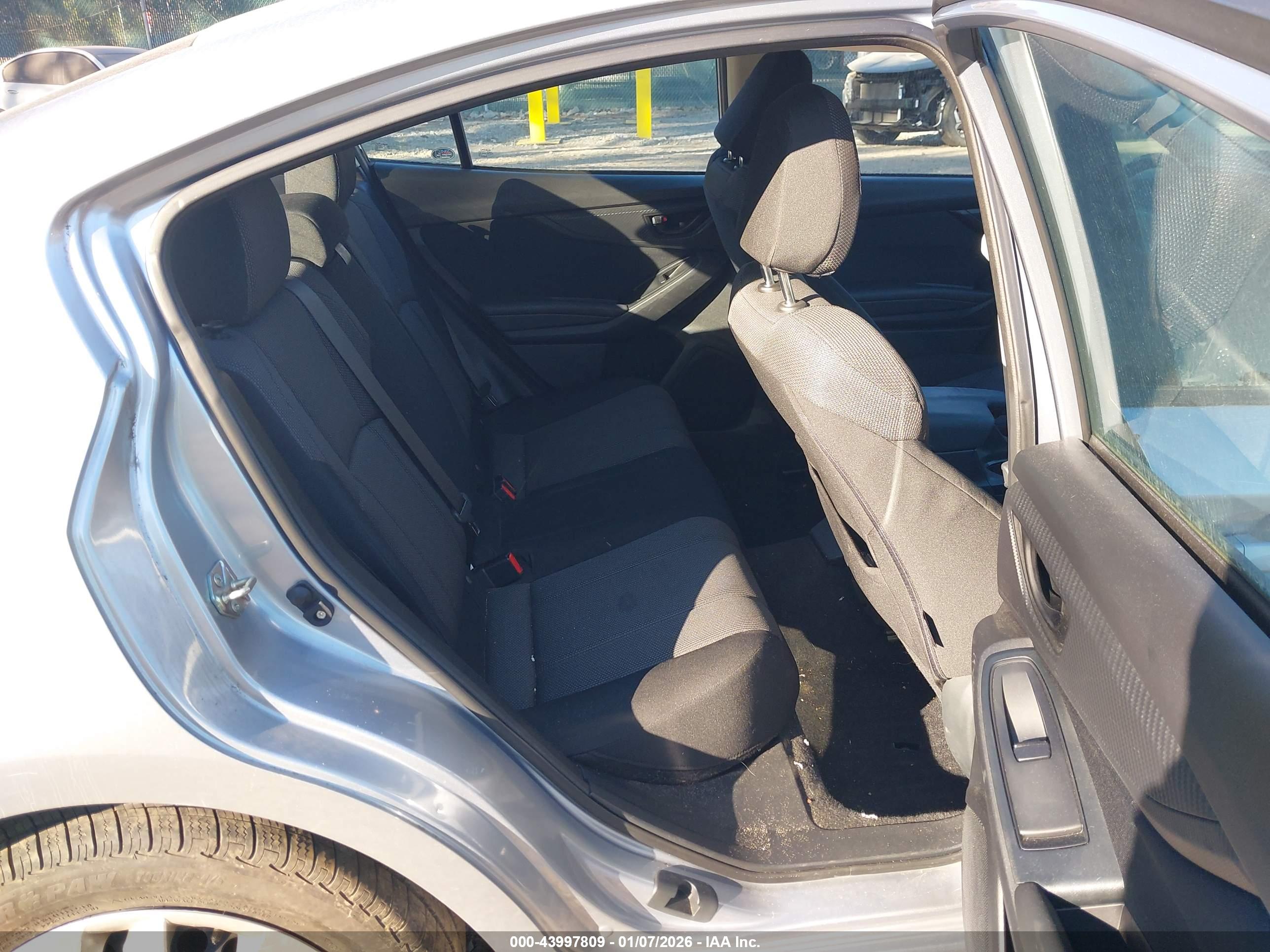 SUBARU IMPREZA image 8