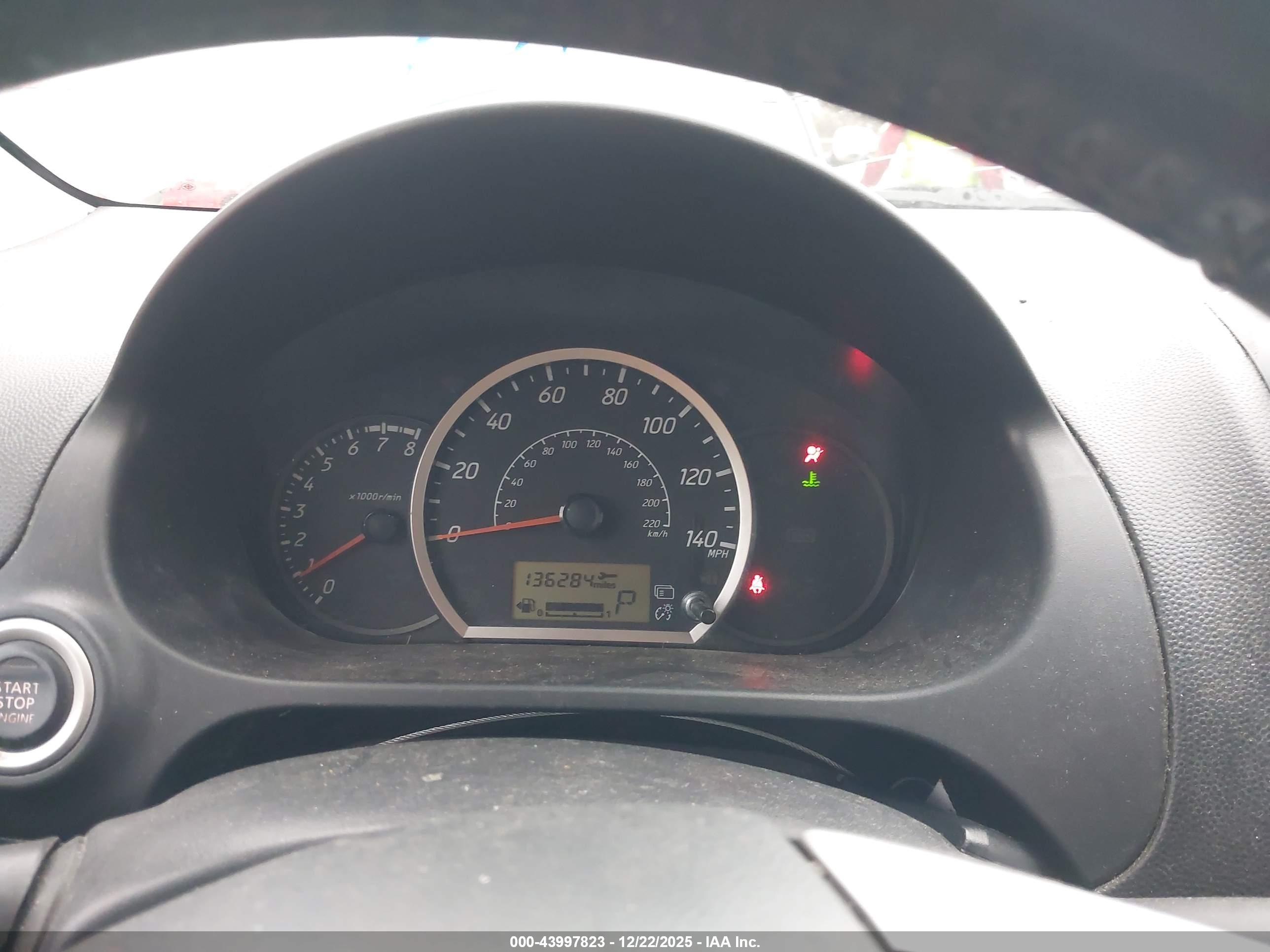 MITSUBISHI MIRAGE image 7
