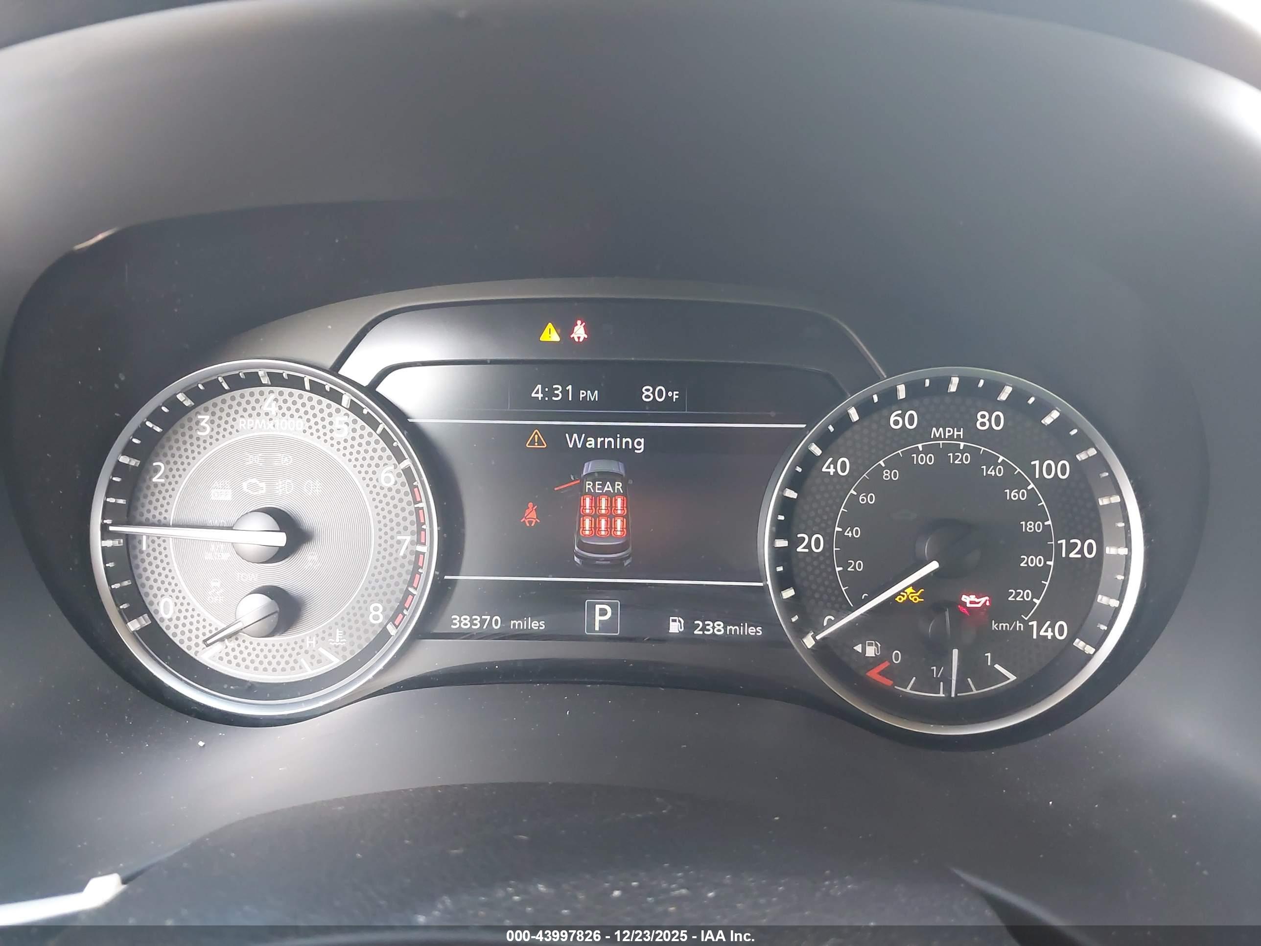 NISSAN ARMADA image 7