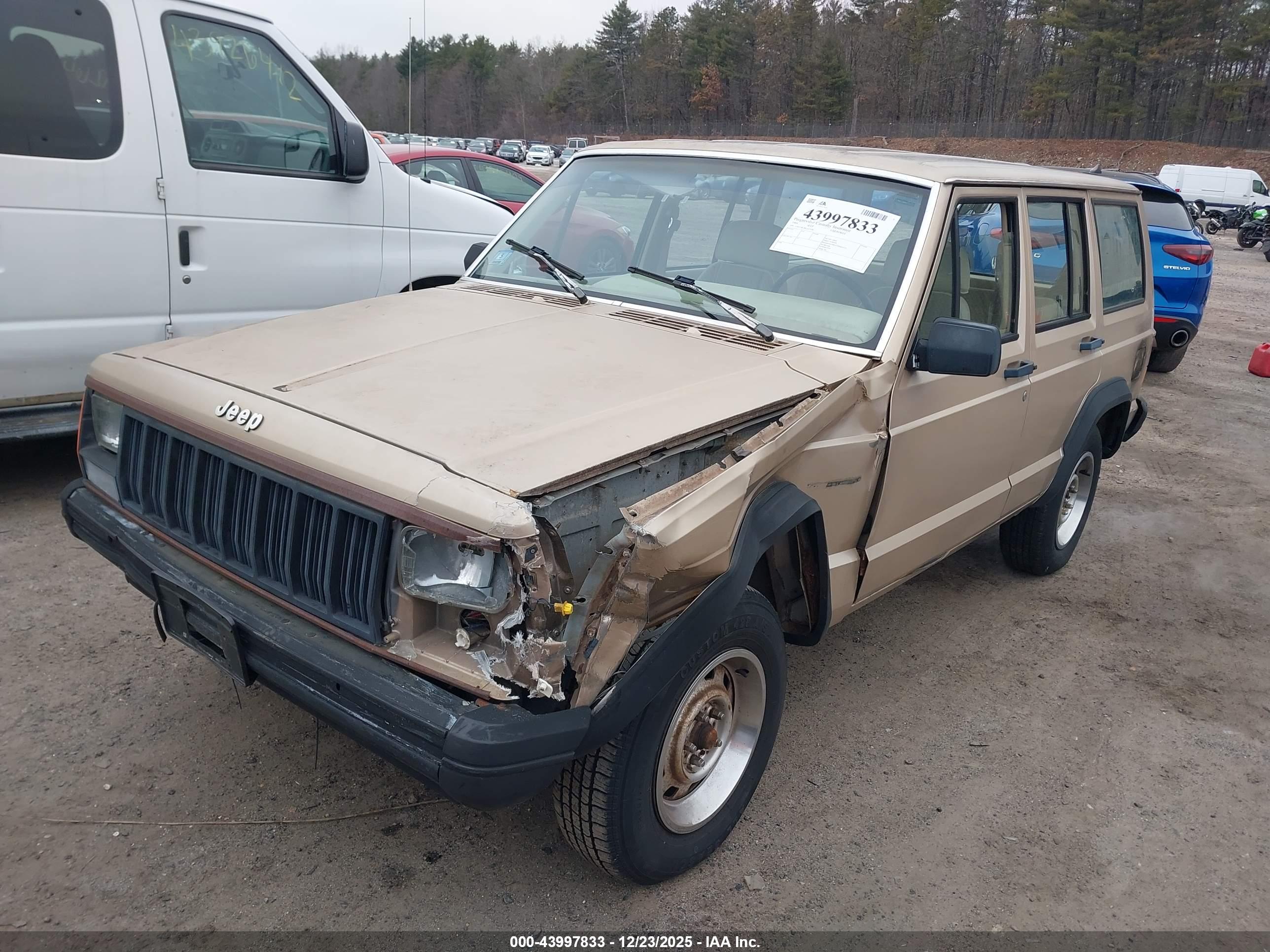 JEEP CHEROKEE image 2