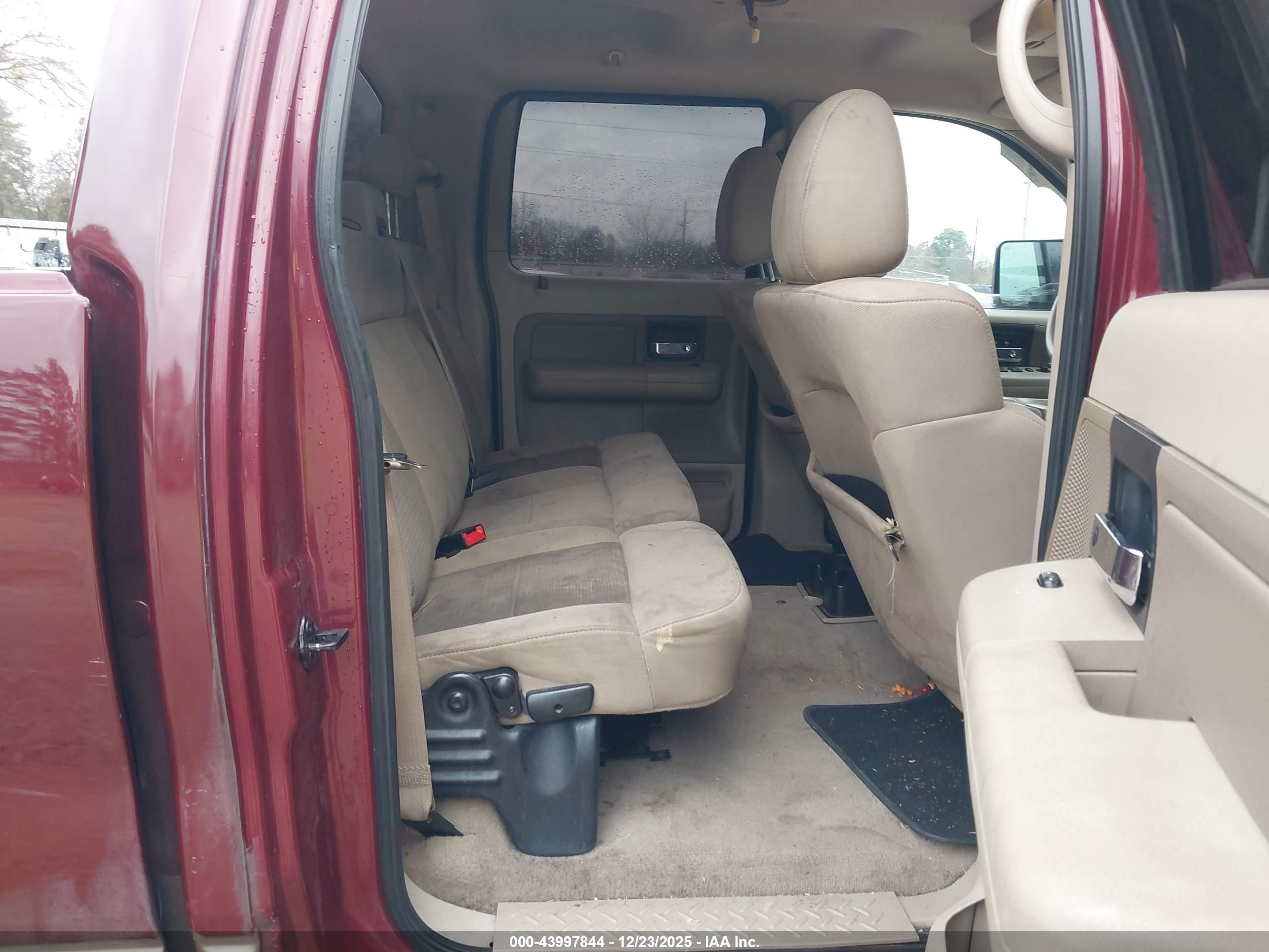 FORD F-150 image 8