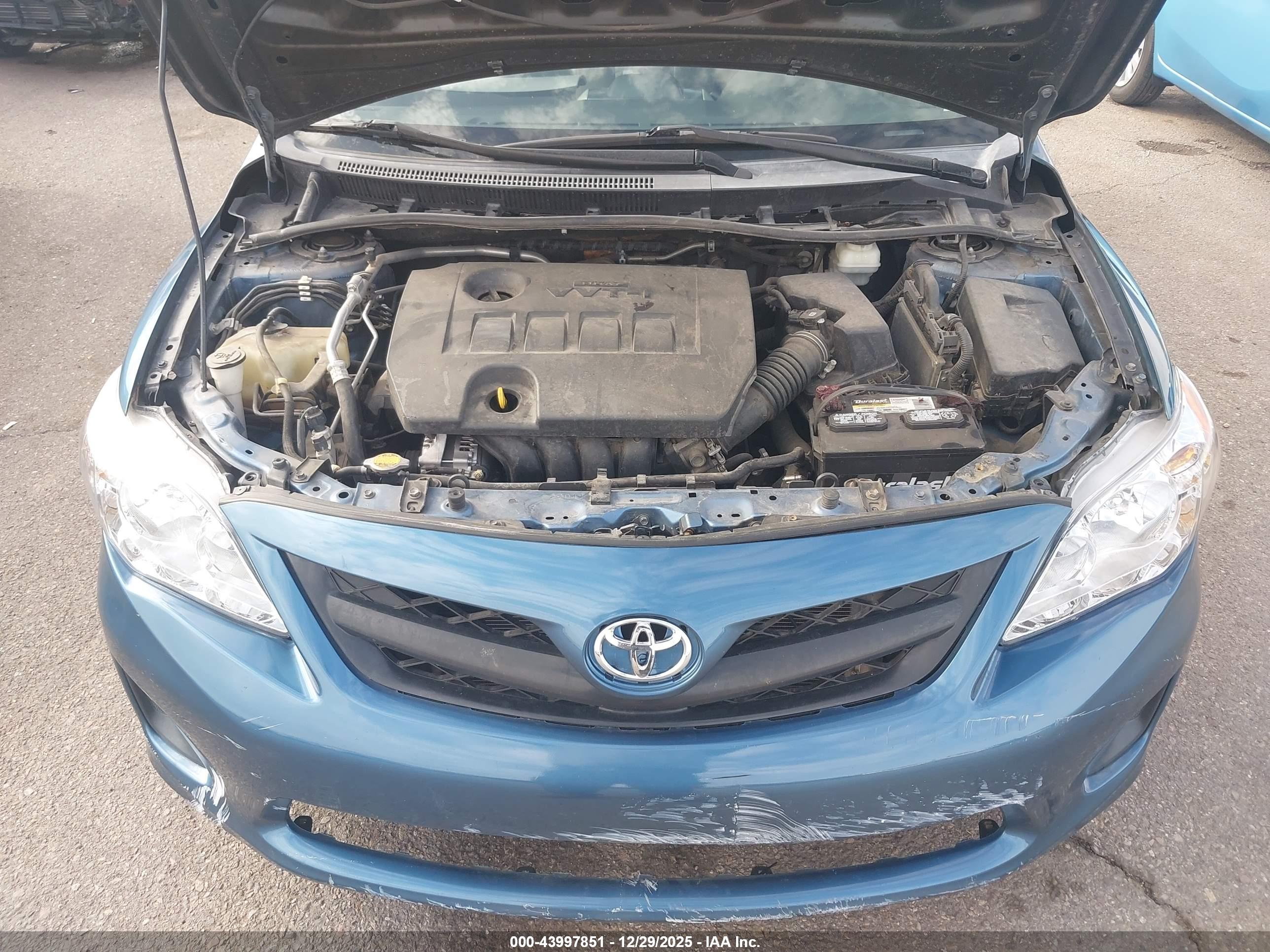 TOYOTA COROLLA image 10