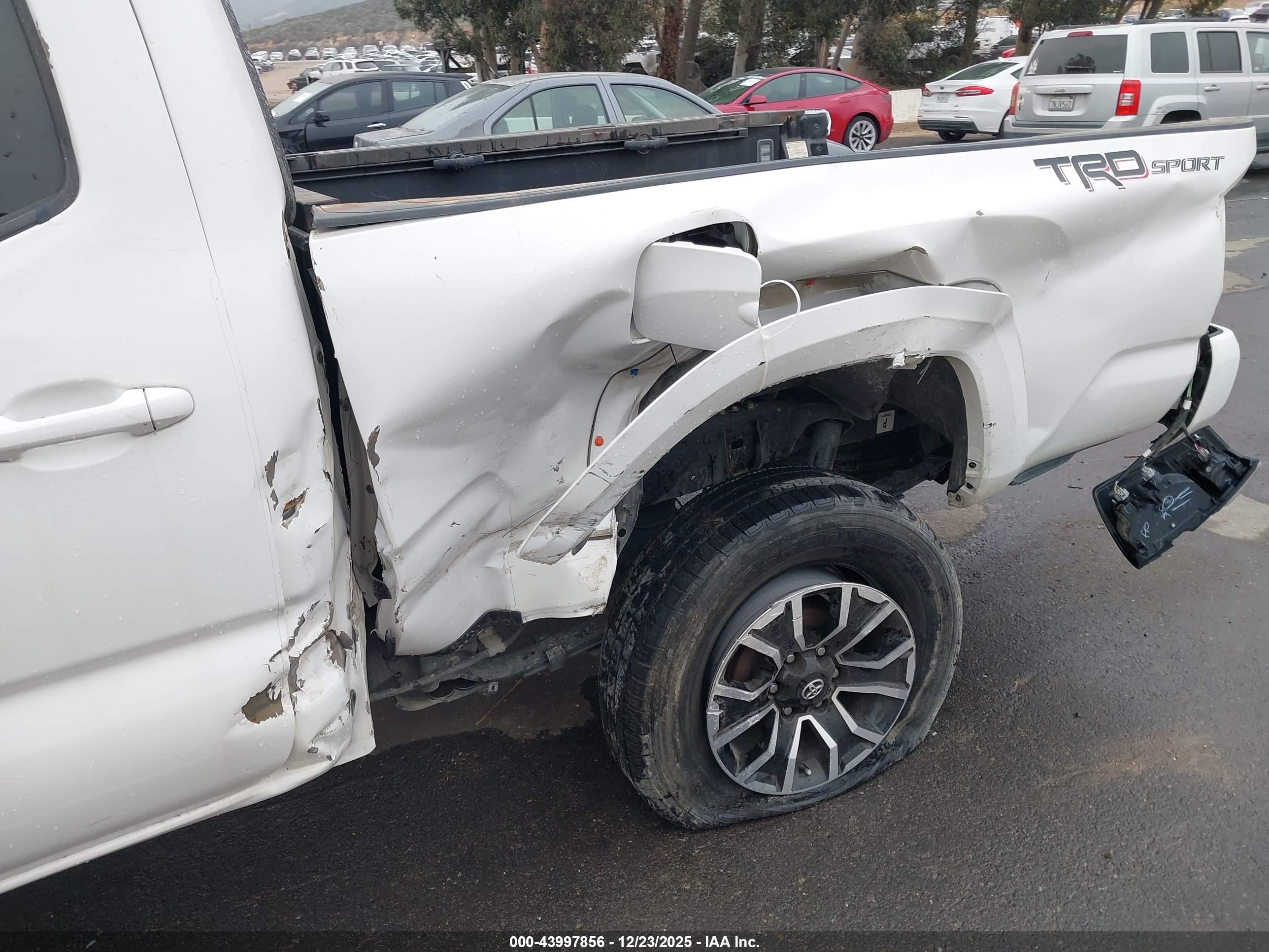 TOYOTA TACOMA image 6