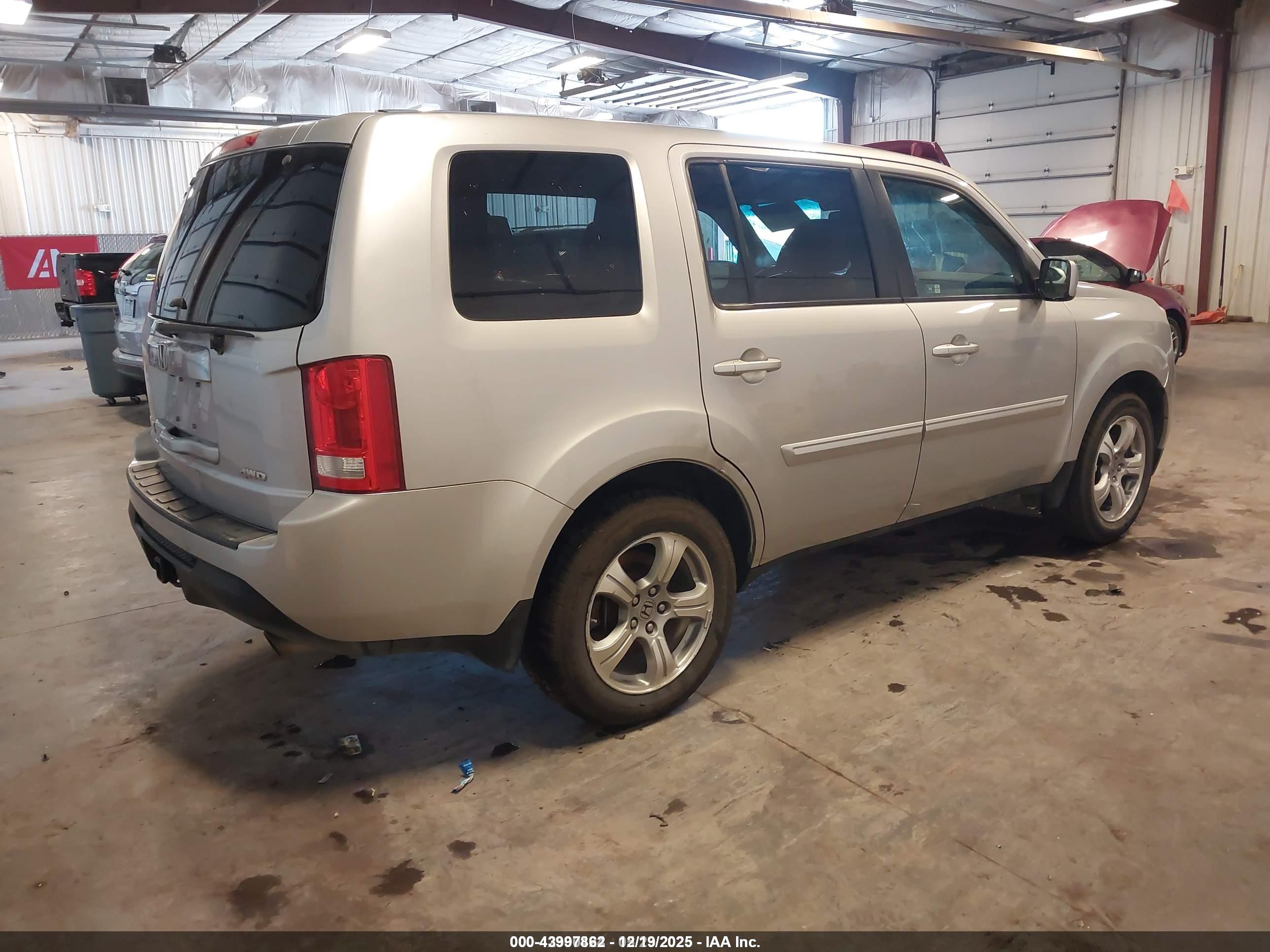 HONDA PILOT image 4