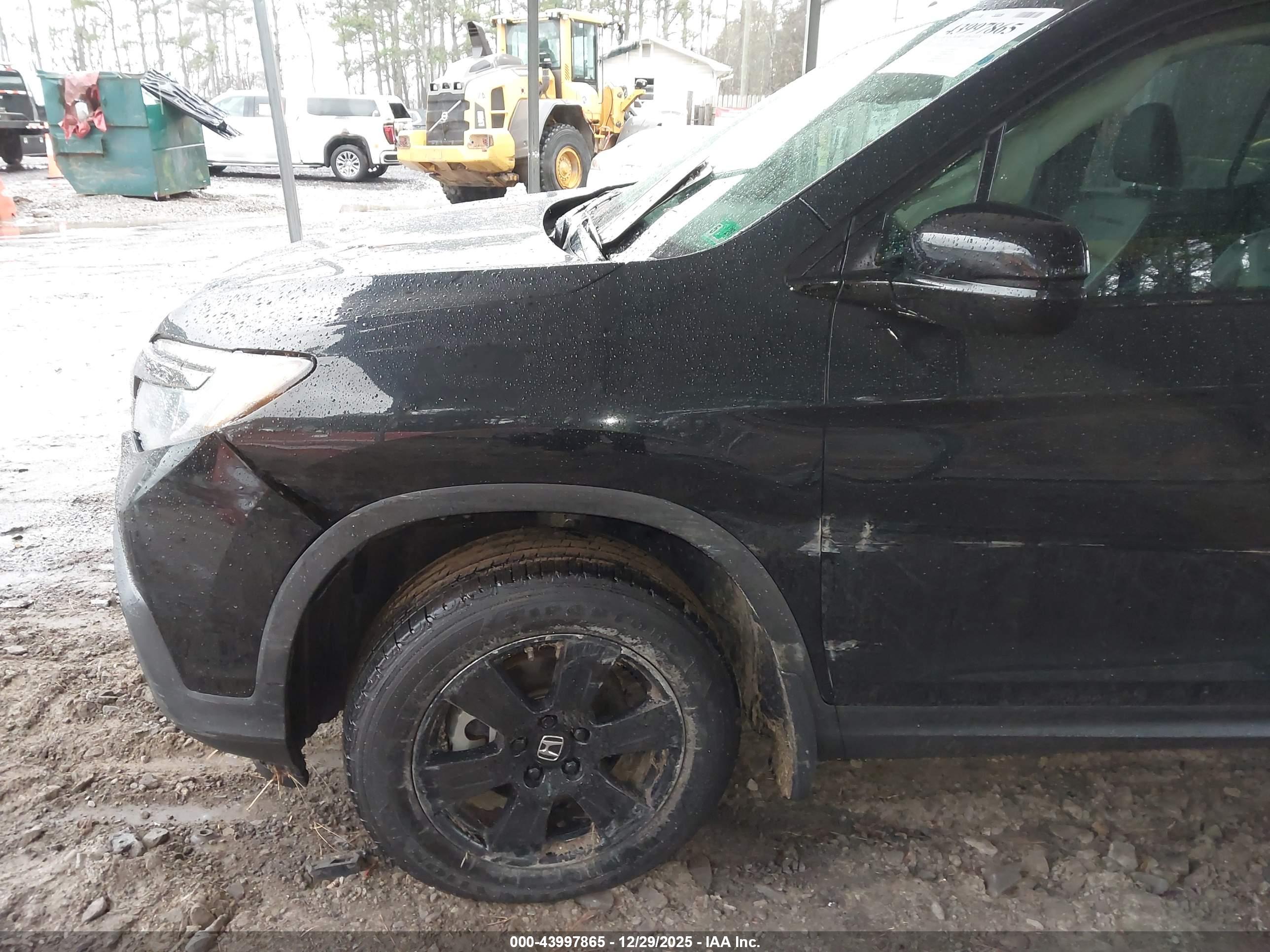 HONDA RIDGELINE image 6