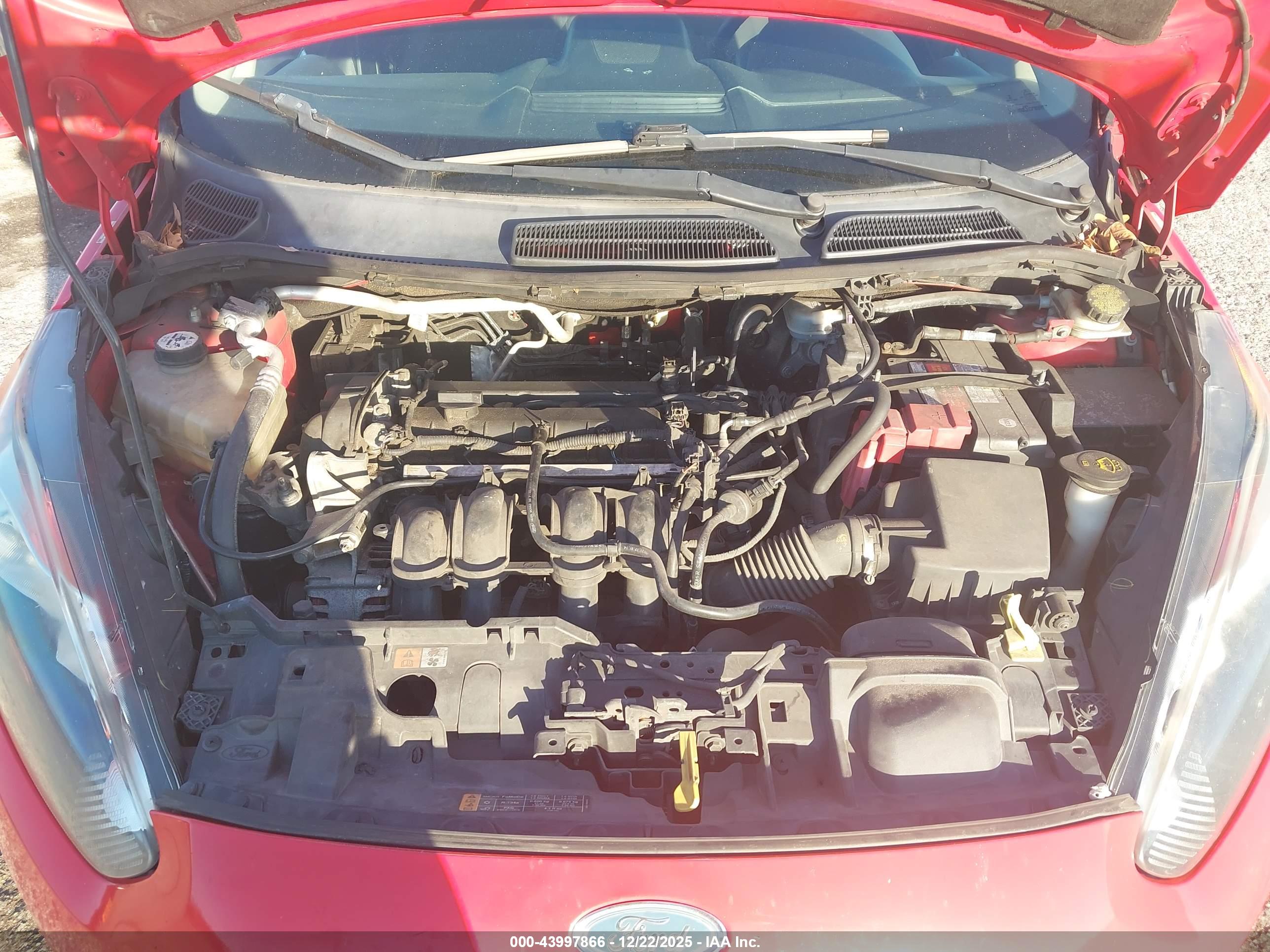 FORD FIESTA image 10