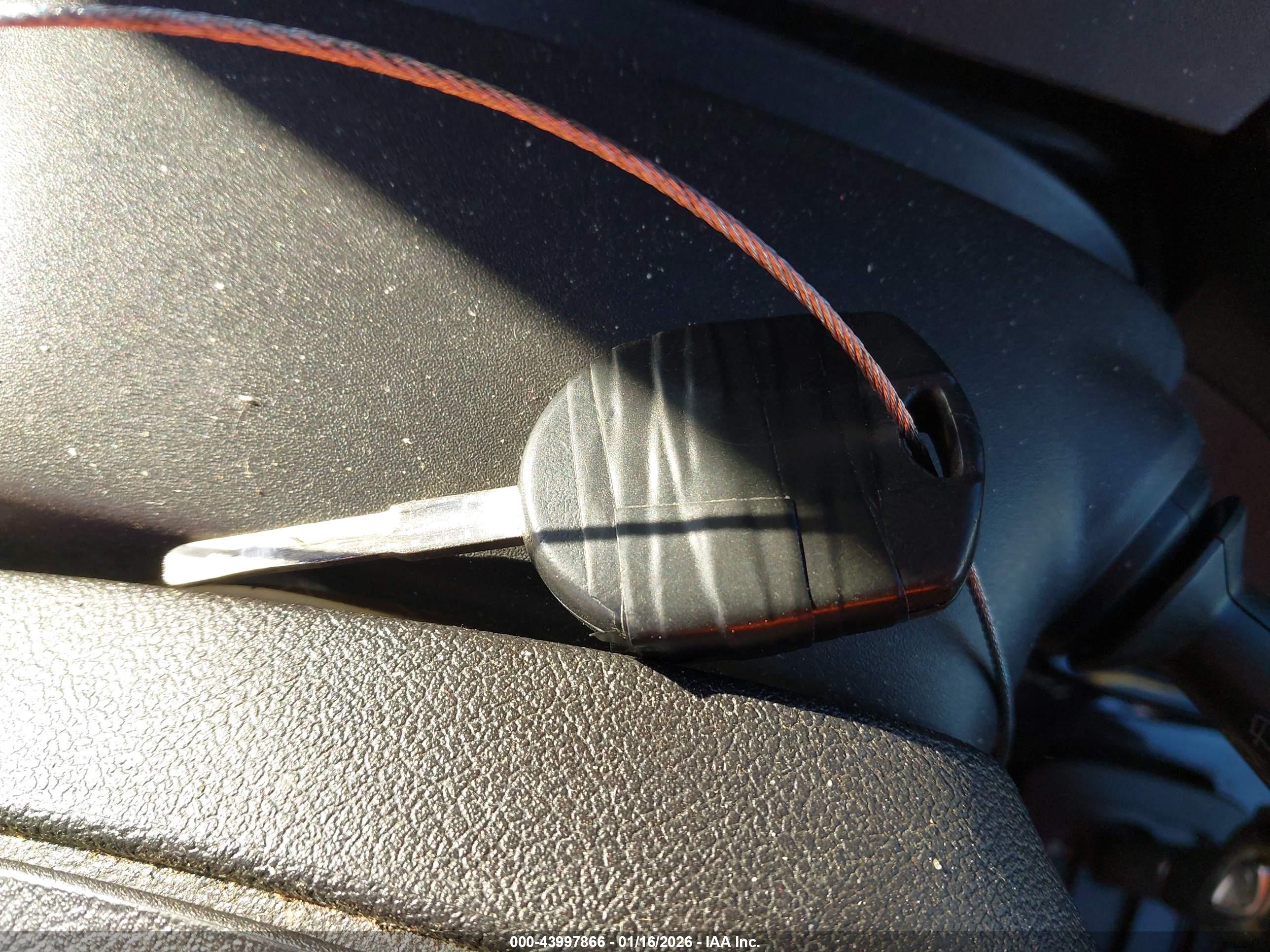 FORD FIESTA image 11