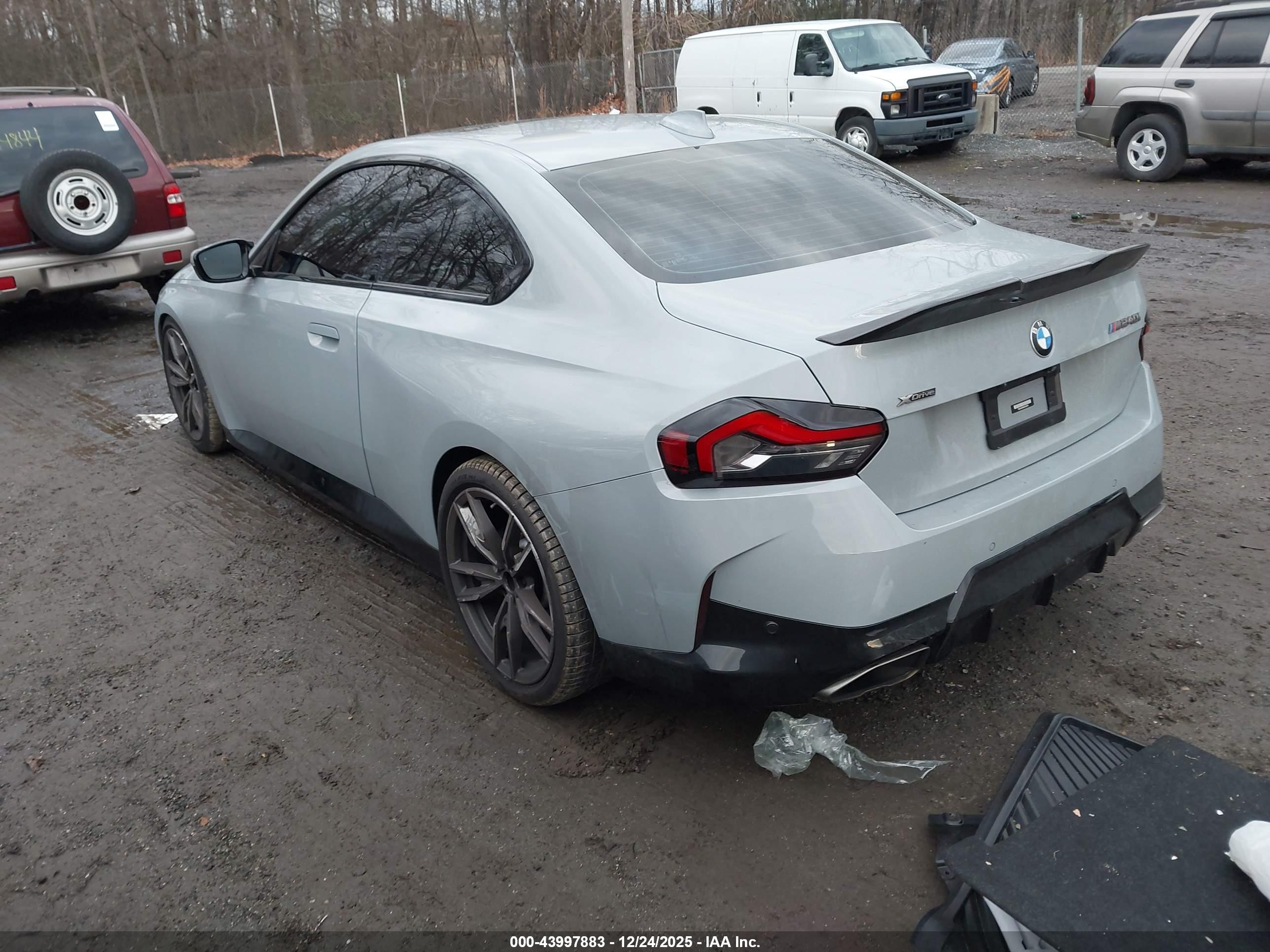 BMW M240 image 3
